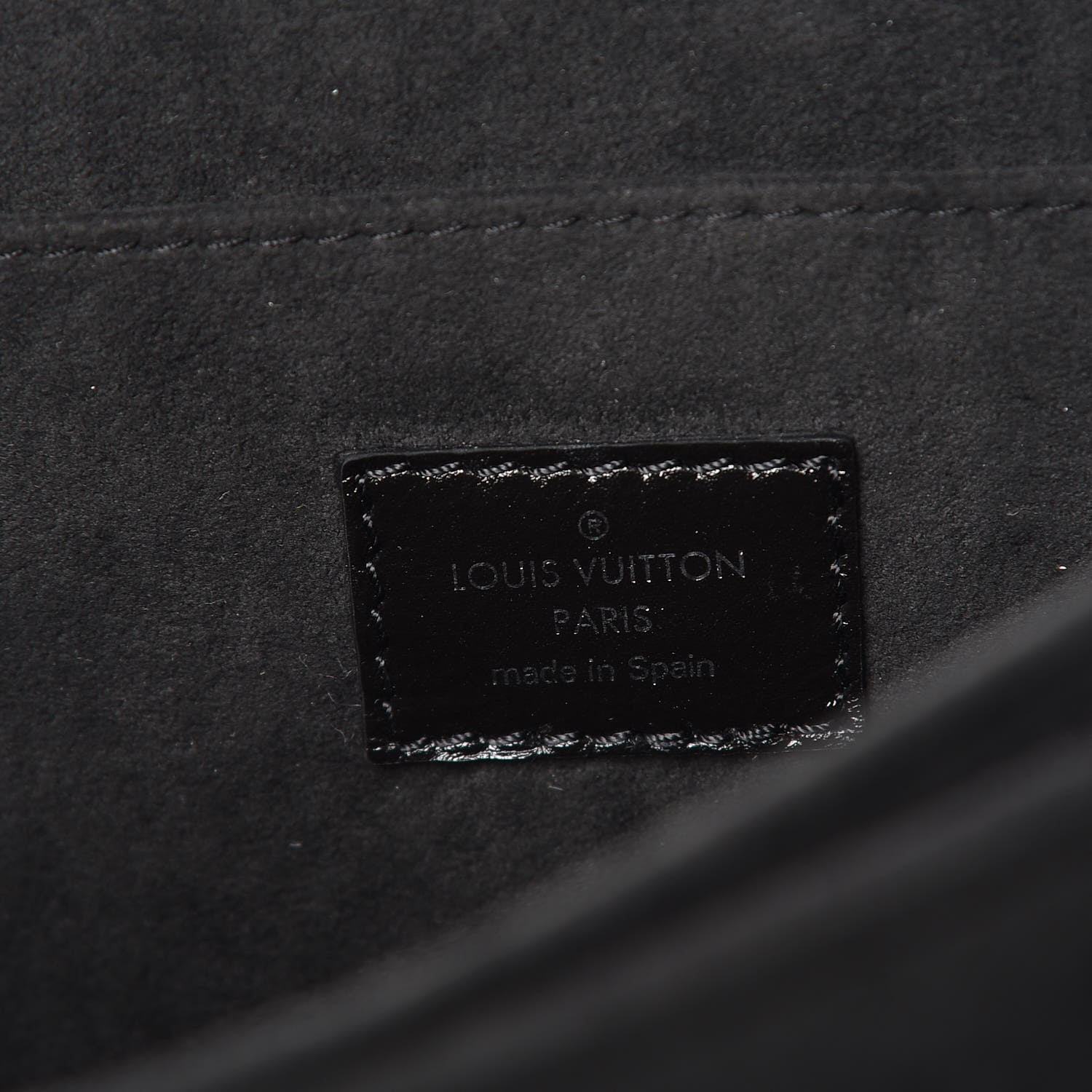 Louis Vuitton Reverse Monogram Giant Dauphine MM 6 of 9