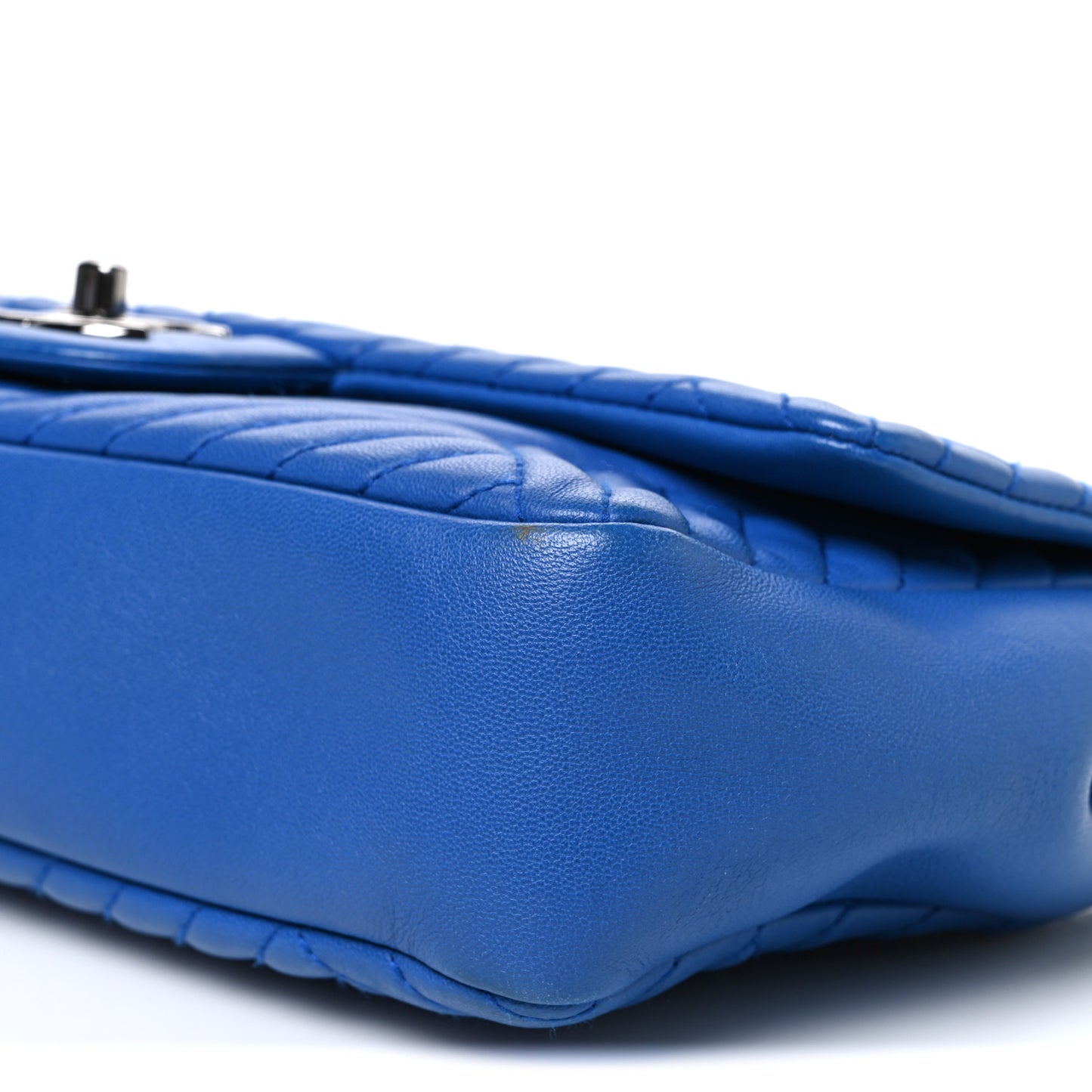 Lambskin Quilted Medium CC Crossing Flap Blue
