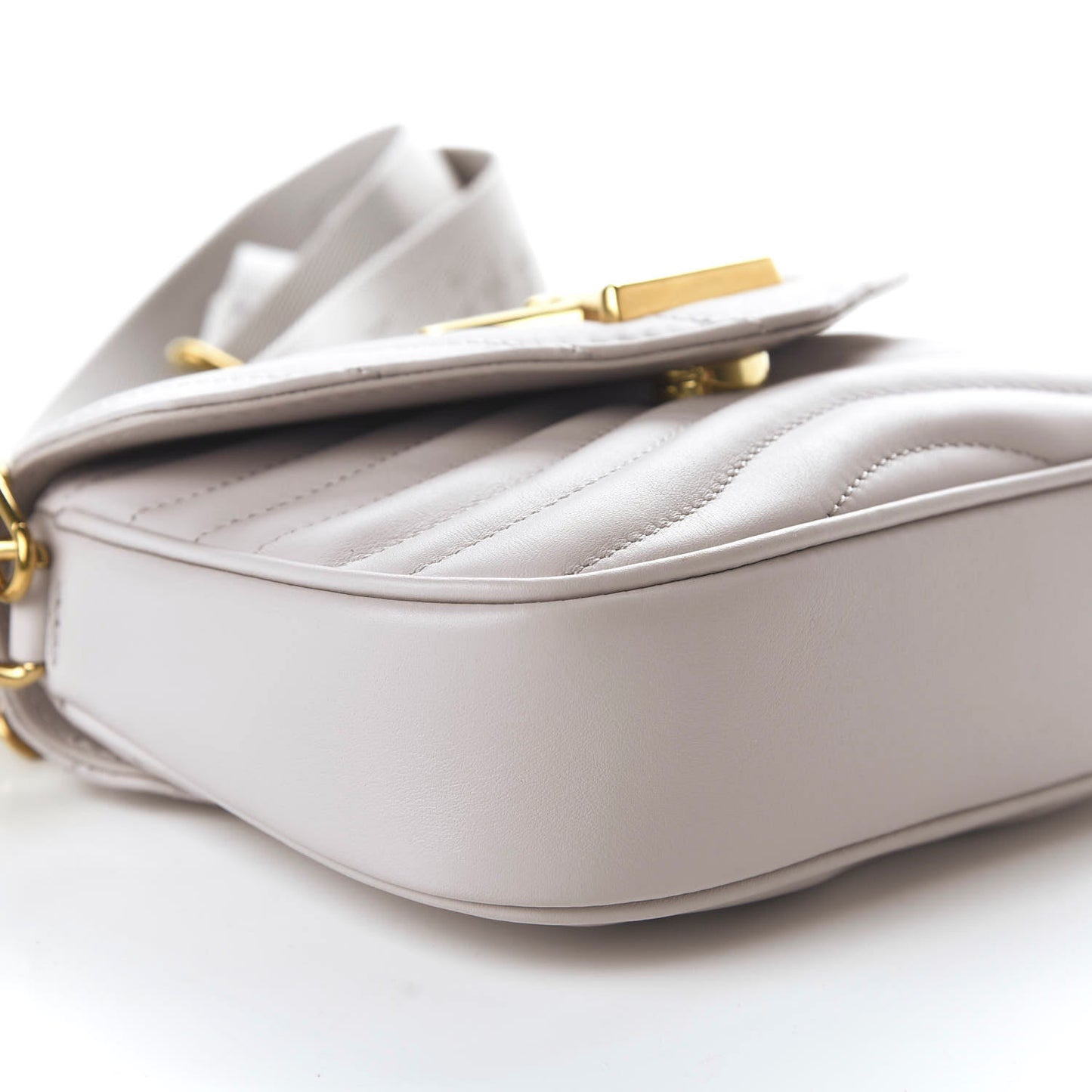 Calfskin New Wave Multi Pochette Brume