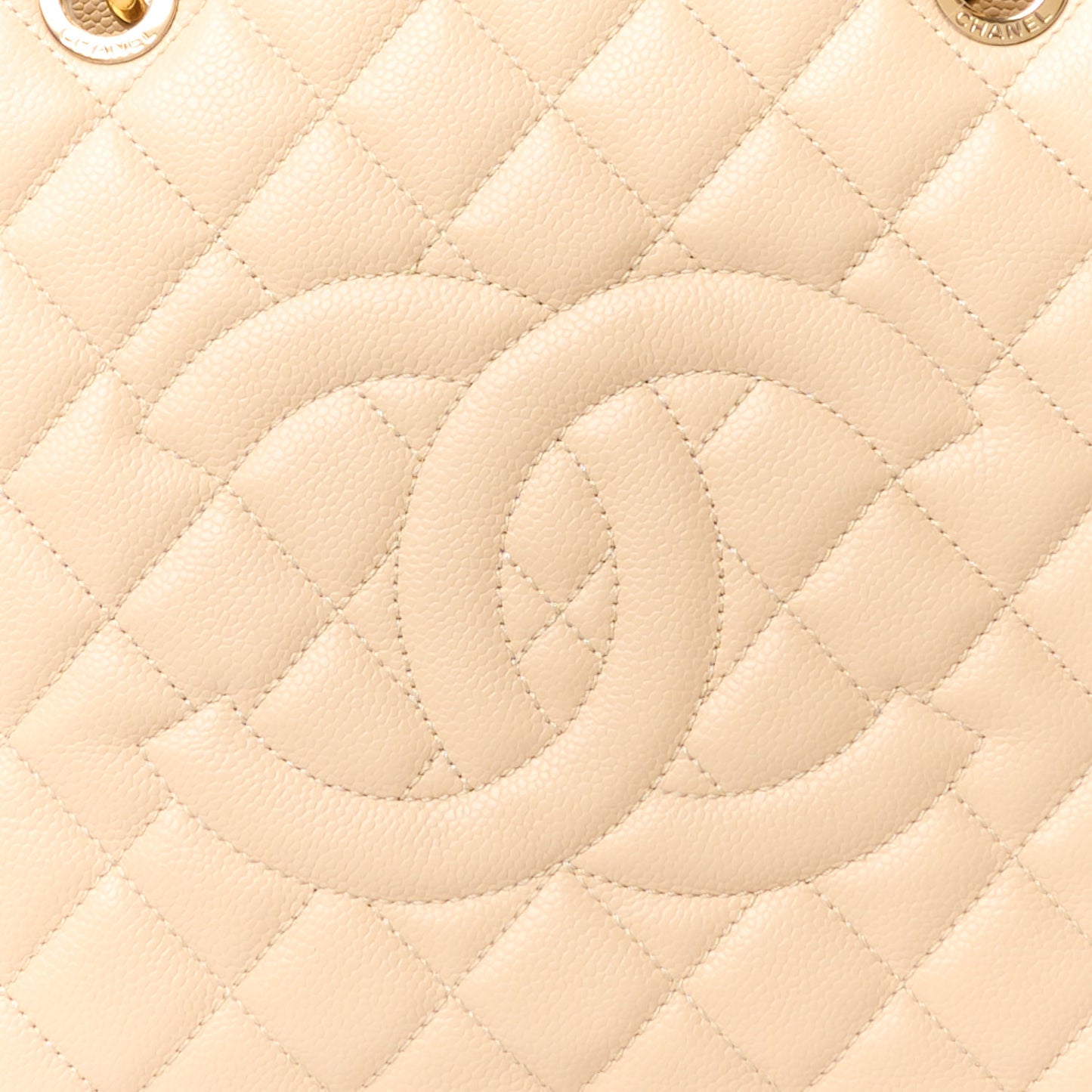Caviar Quilted Grand Shopping Tote GST Beige Clair