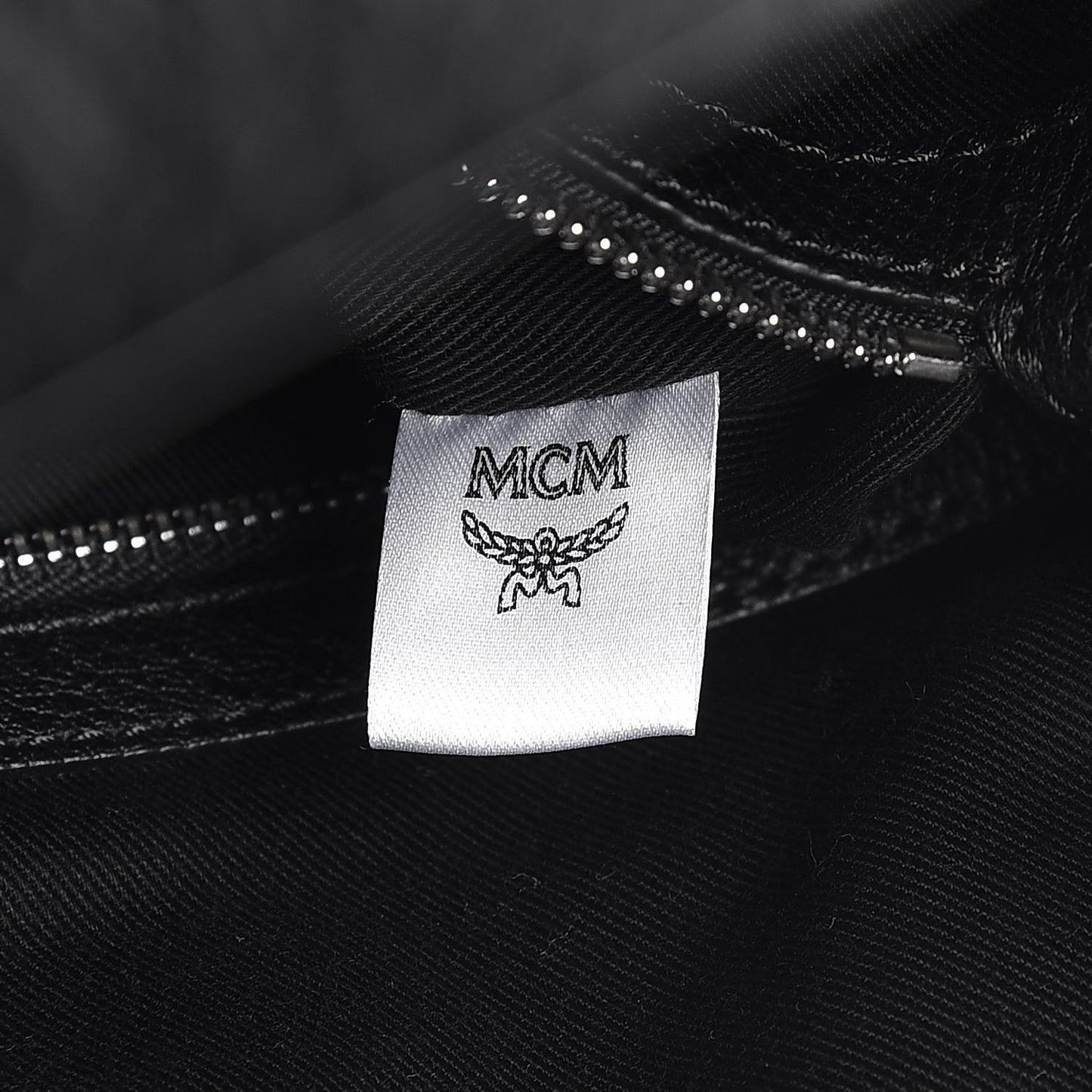 Grained Calfskin Large Klara Hobo Black
