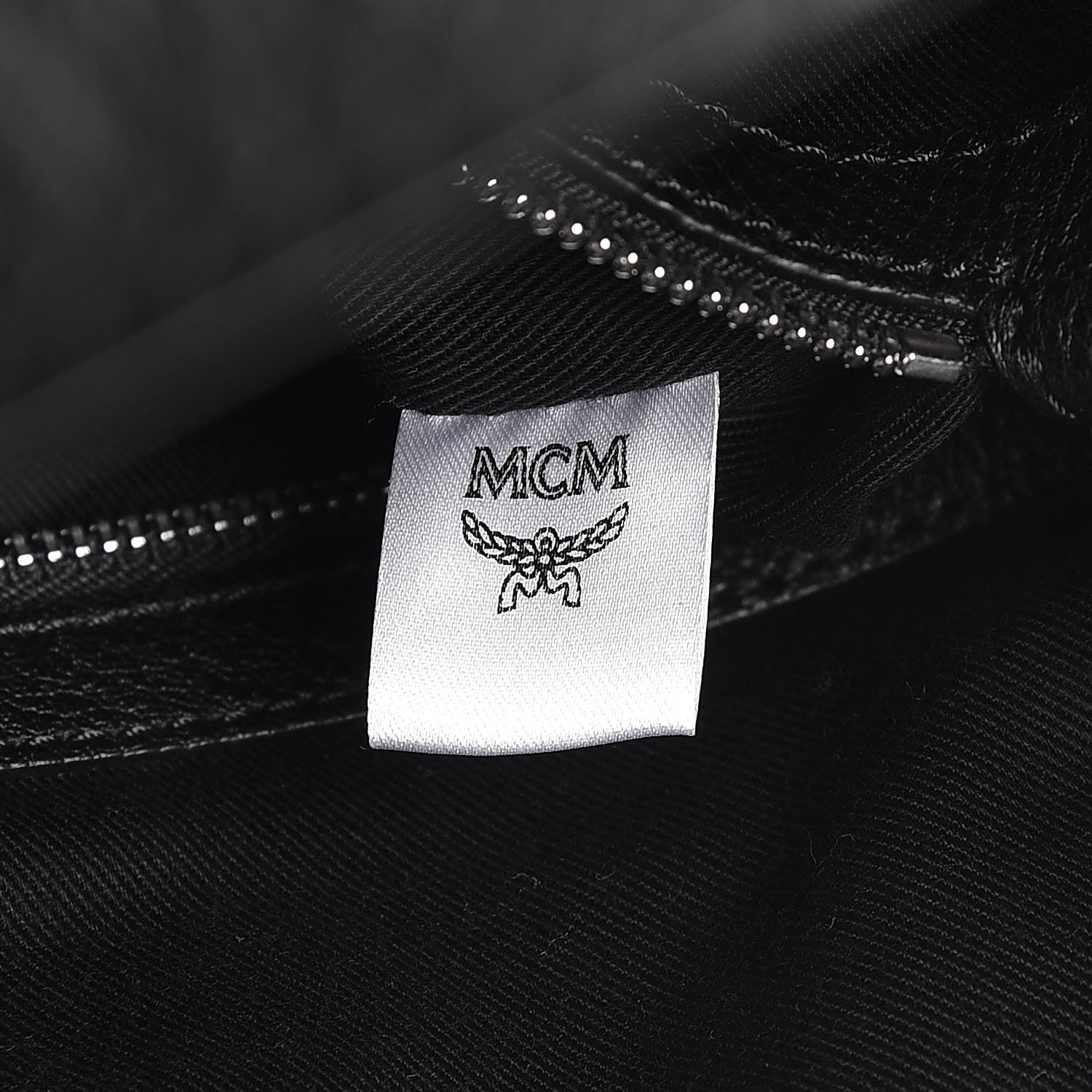 MCM Grained Calfskin Large Klara Hobo Black 6 of 8