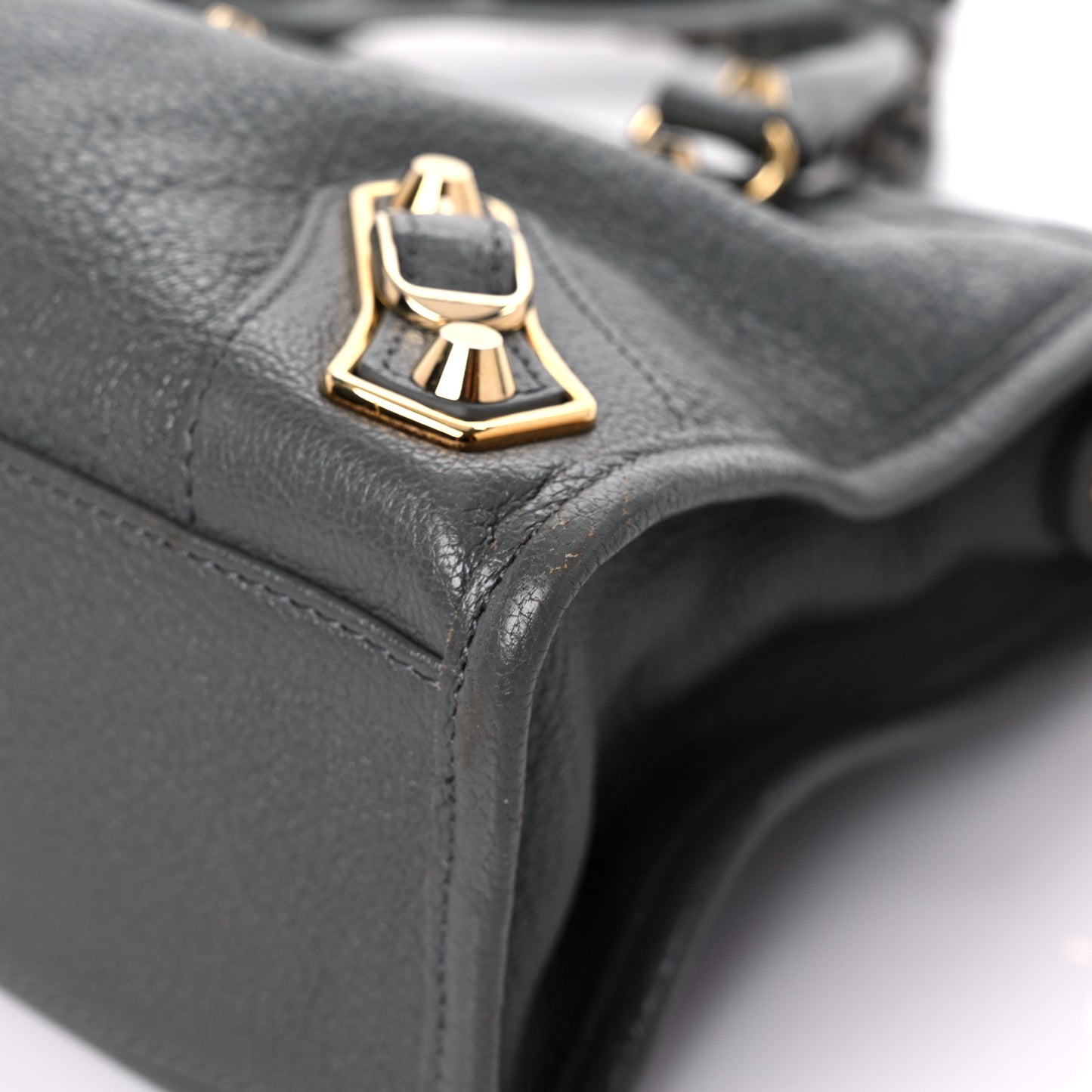 Chevre Gold Metallic Edge Hardware S City Gris Acier