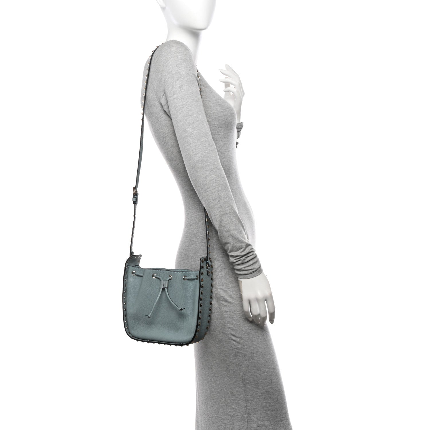 Valentino Garavani Grained Calfskin Rockstud Bucket Bag Amadeus 2 of 9