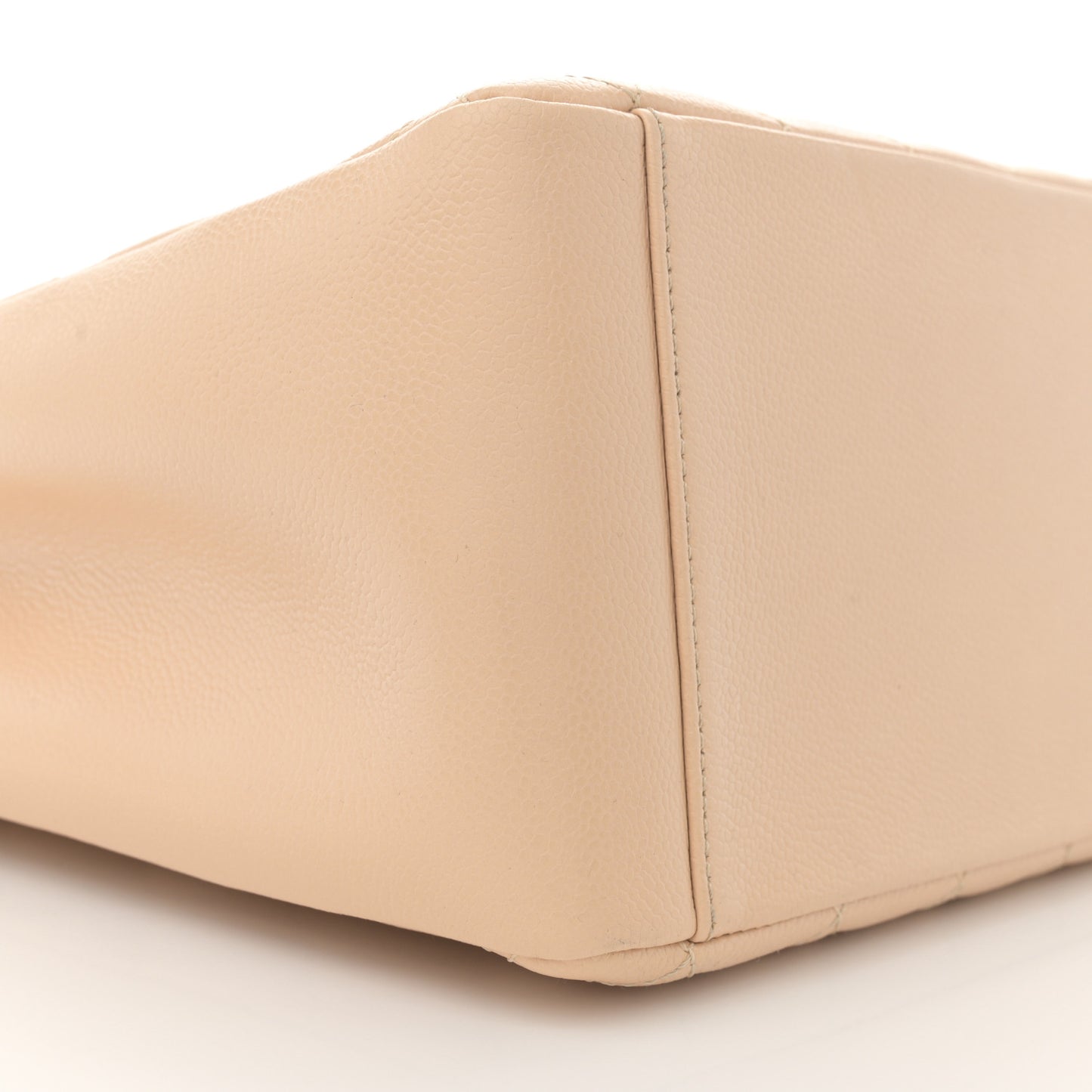 Caviar Quilted Grand Shopping Tote GST Beige Clair