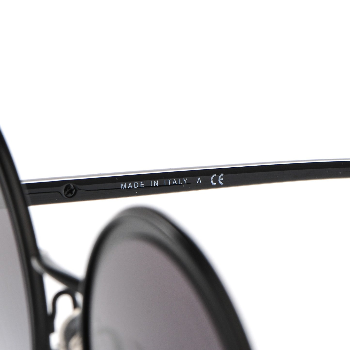 Round Sunglasses 4226 Black