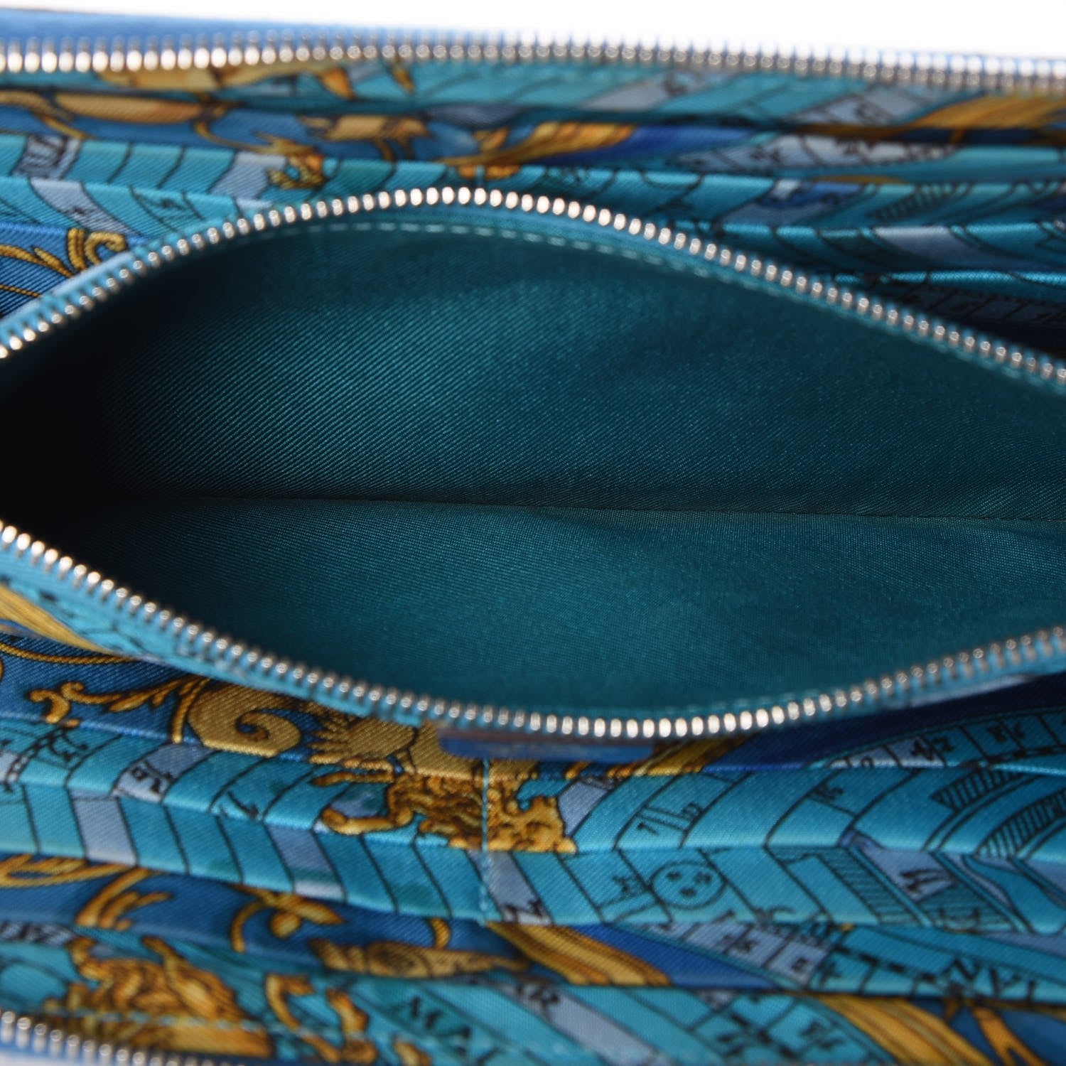 Hermes Epsom Silk'In Wallet Mykonos 8 of 9