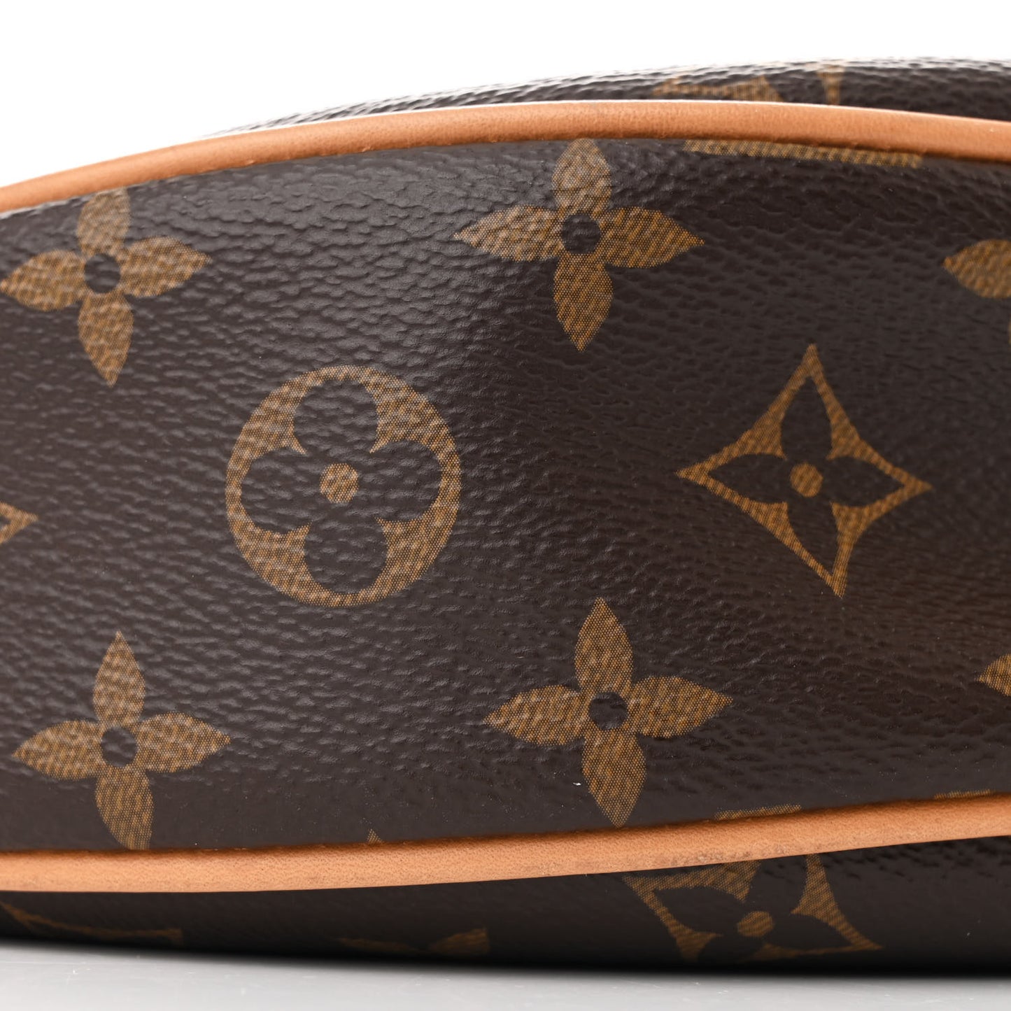 Monogram Loop
