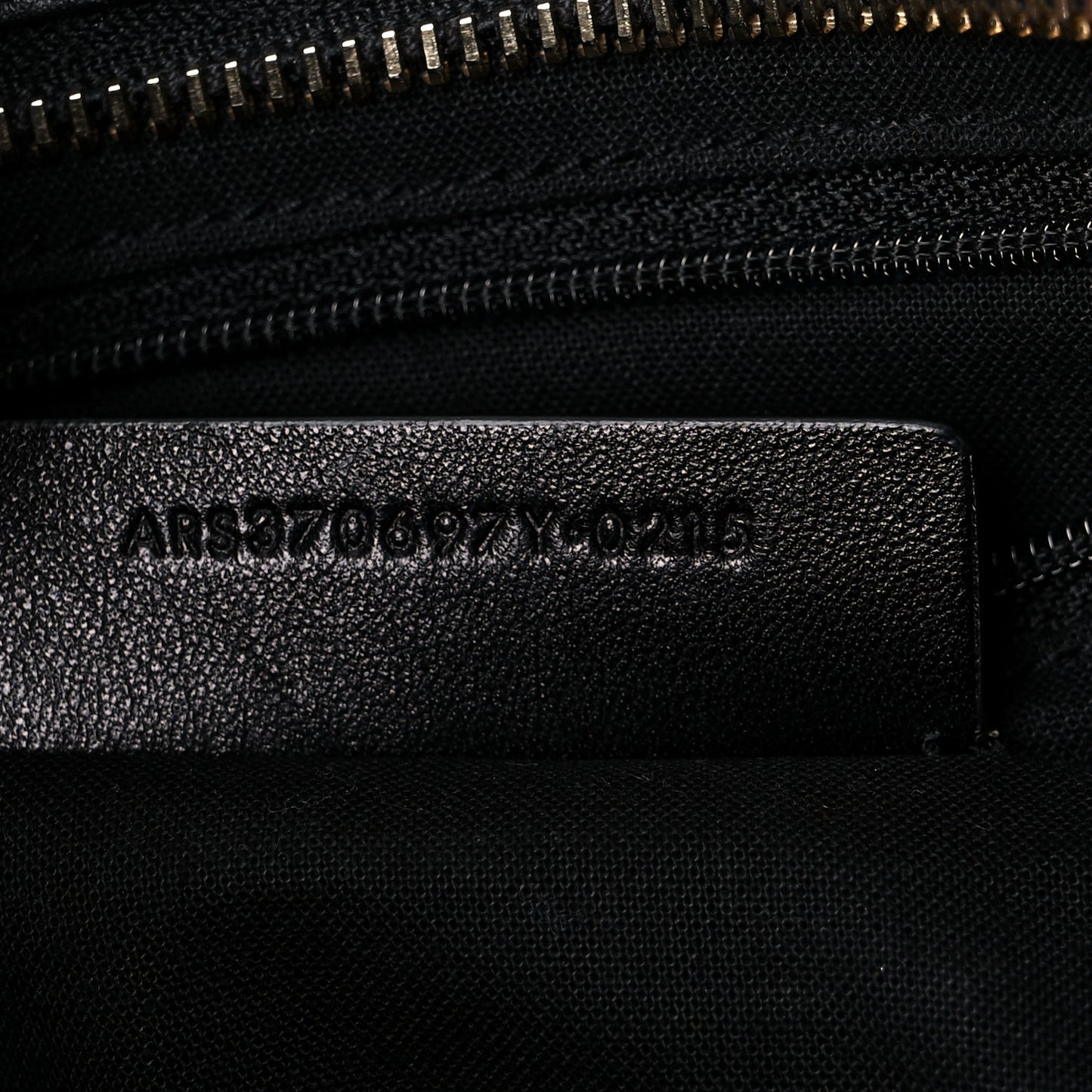 Textured Calfskin Small Classic Y Cabas Black