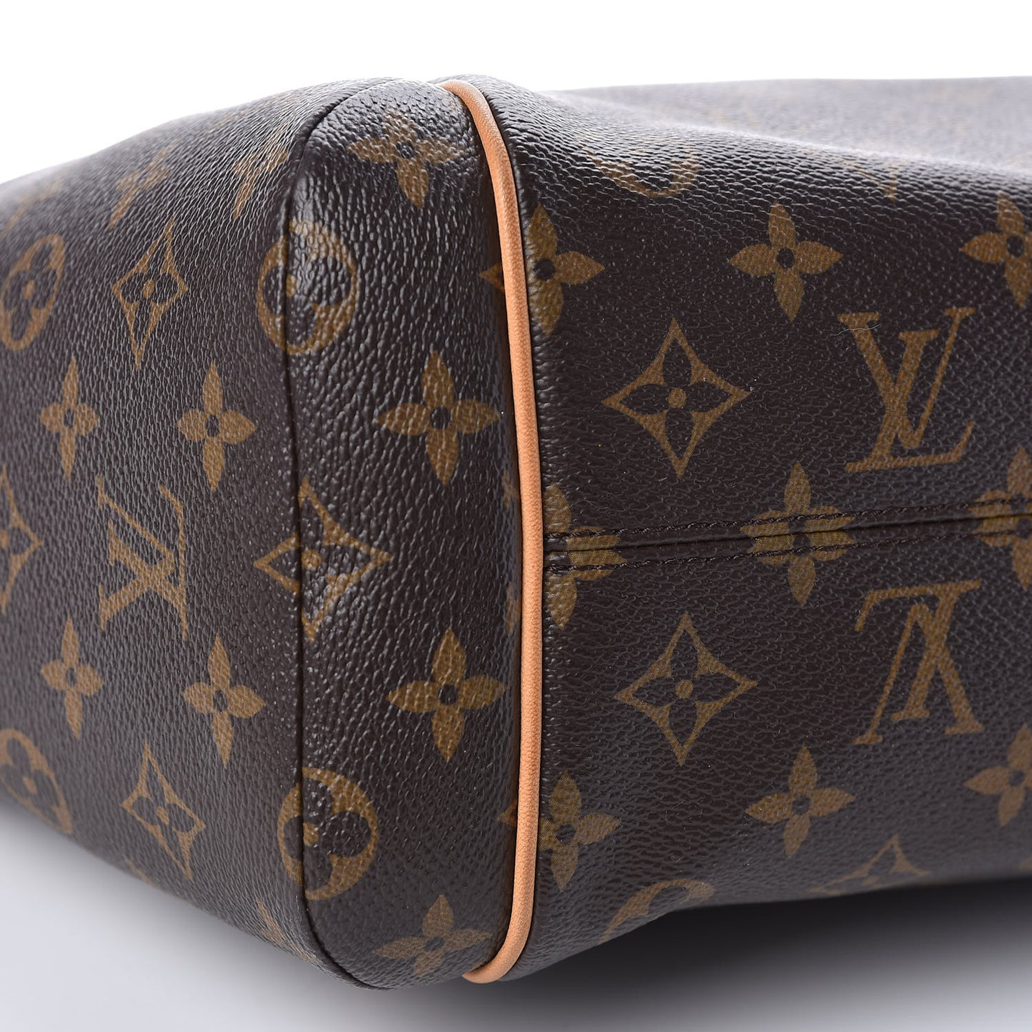 Monogram Totally PM