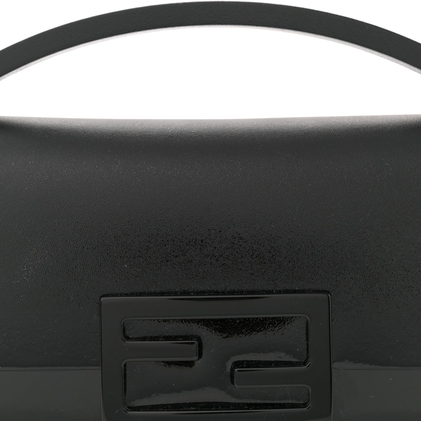 Vitello Liberty Sfumato Phone Baguette Black