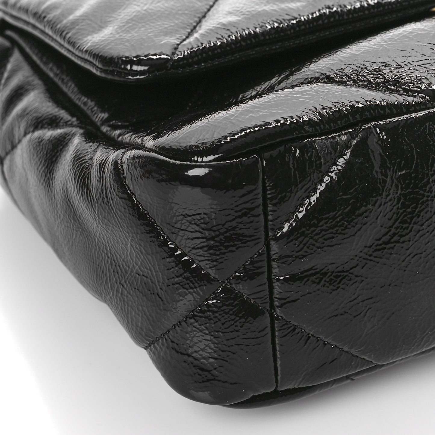 Shiny Crumpled Calfskin Quilted Medium Chanel 19 Flap Black