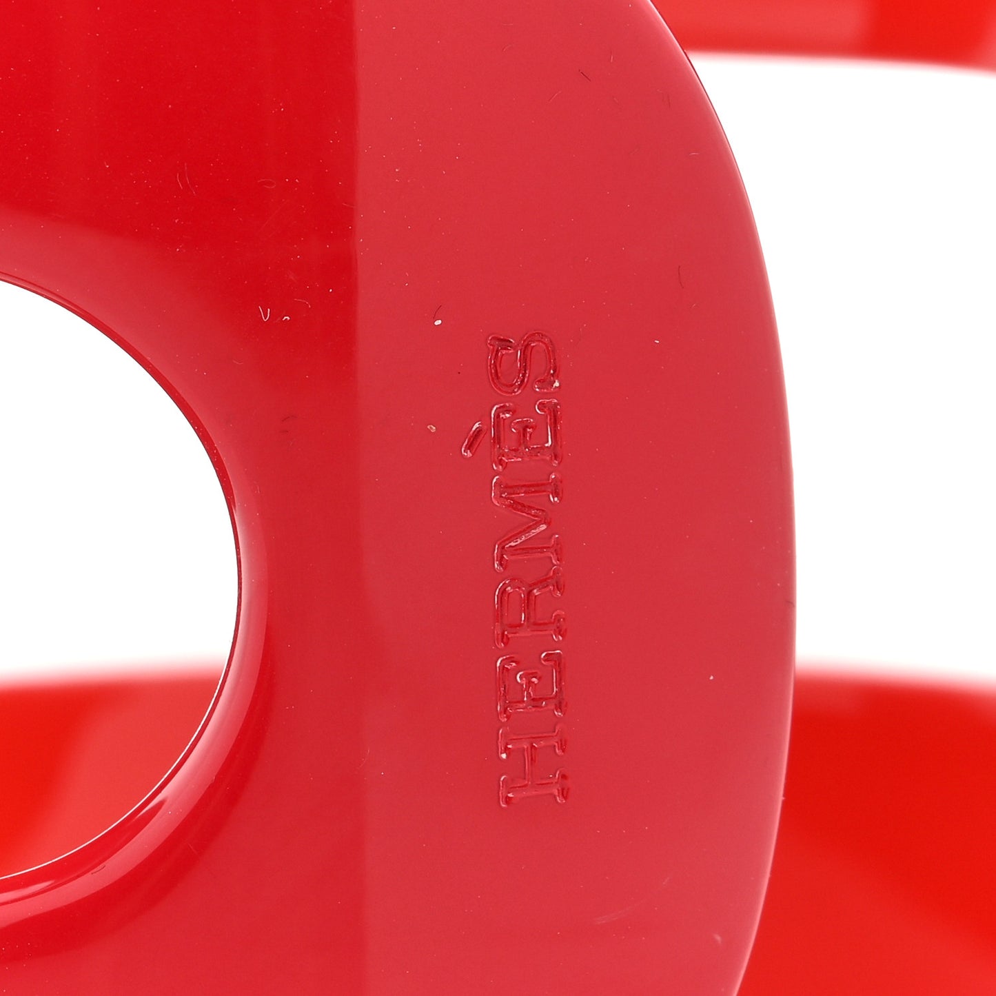 Lacquered Wood Ano Cuff PM