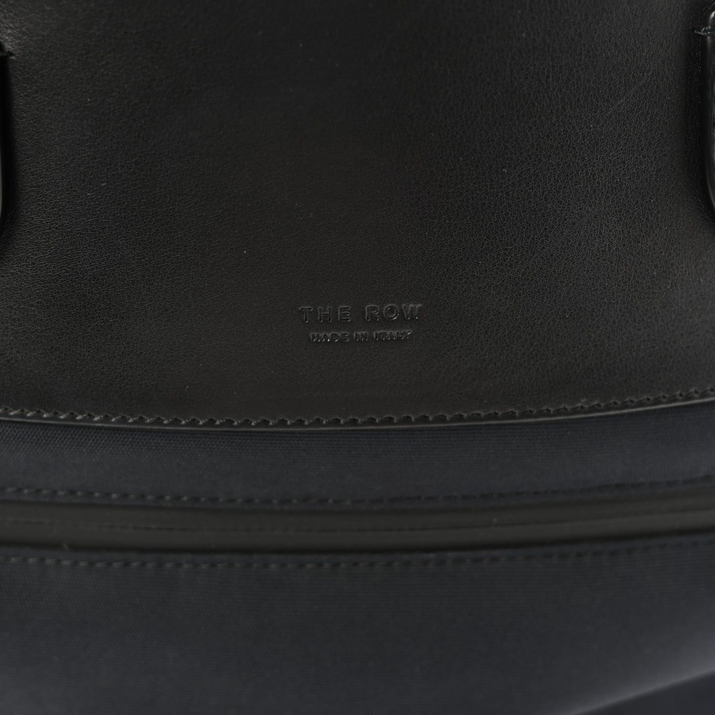 Nylon Margaux 17 Inside-Out Black