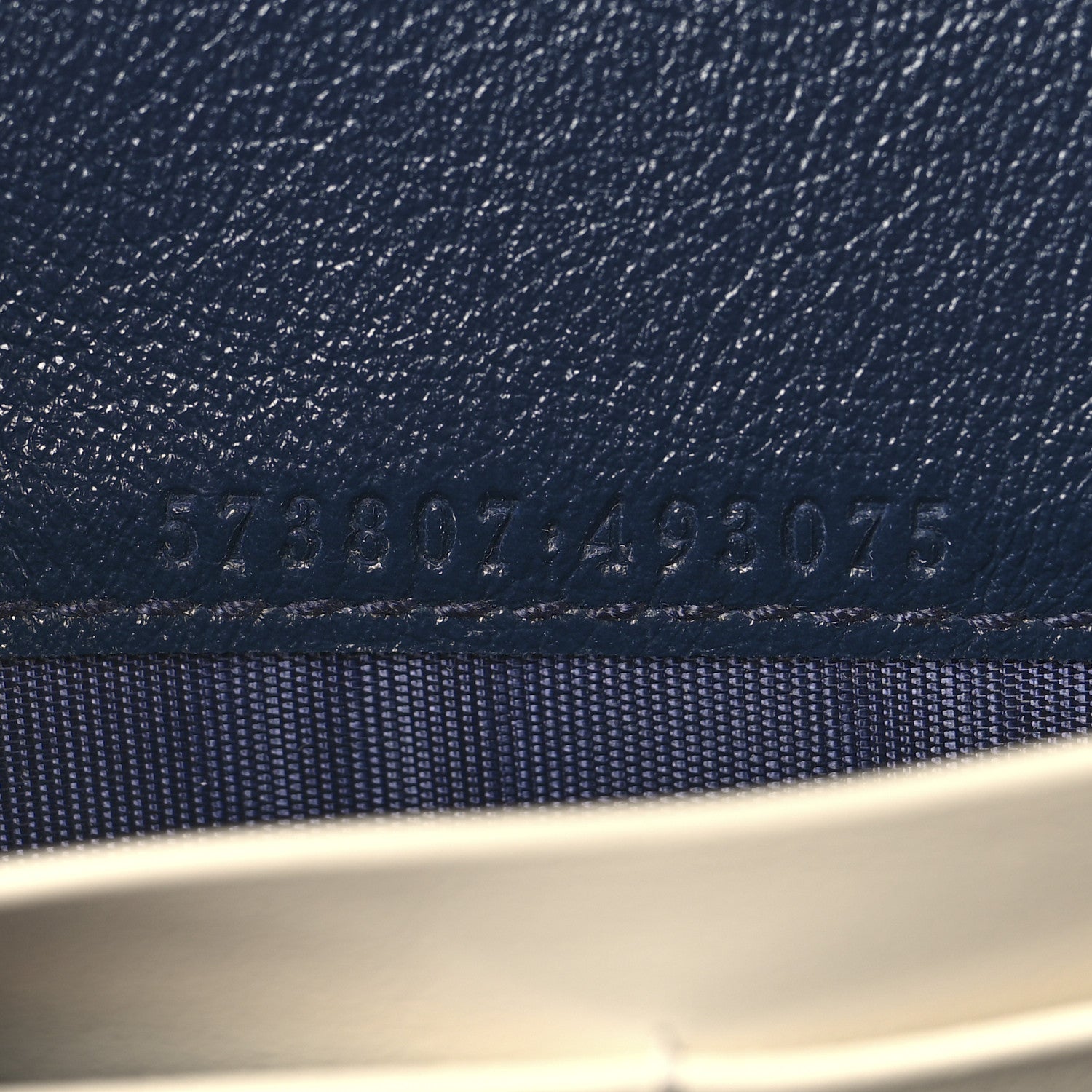 Gucci Vintage Effect Calfskin Matelasse Diagonal Torchon GG Marmont Chain Wallet Mystic White Blue Agata 9 of 13