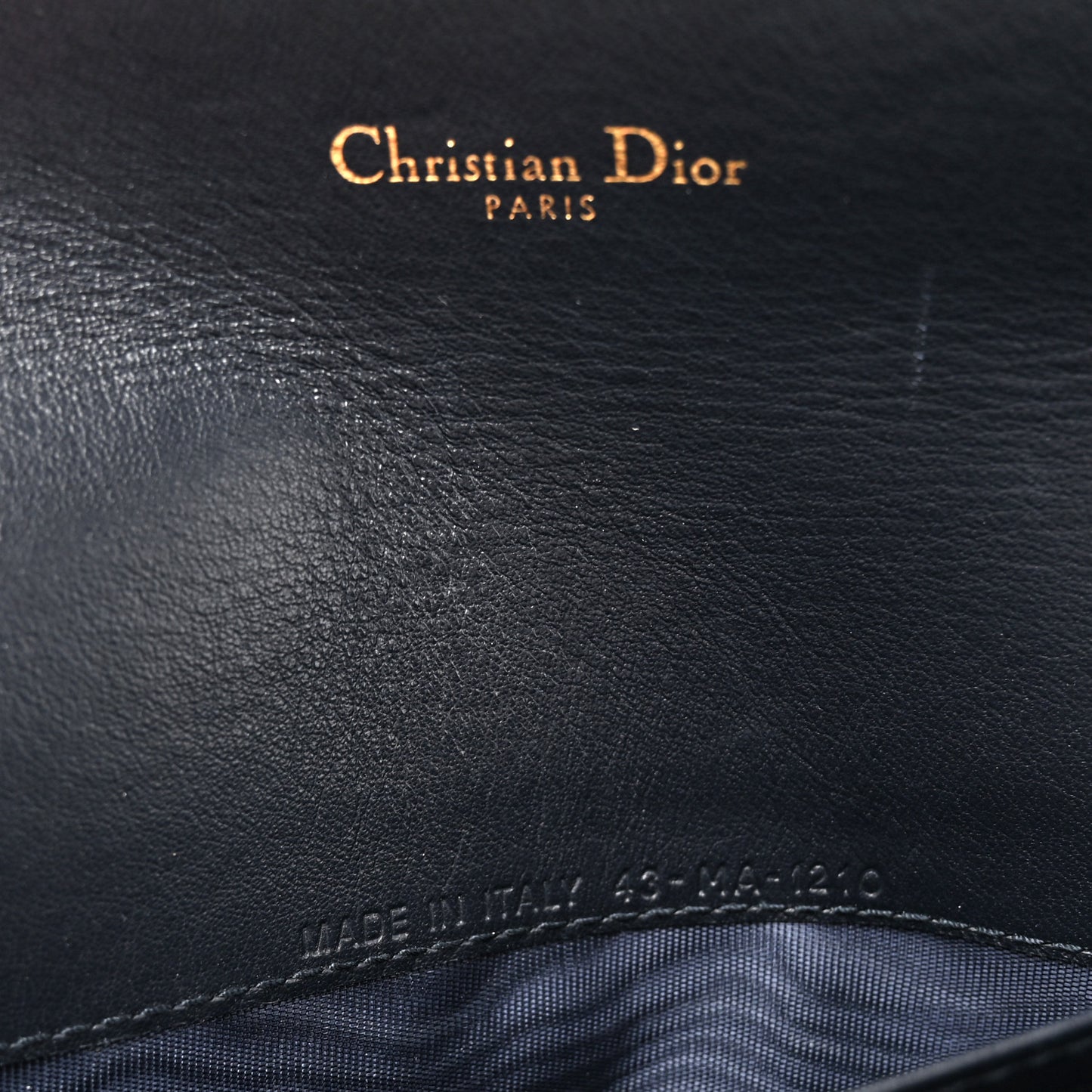 Oblique Saddle Chain Long Wallet Blue