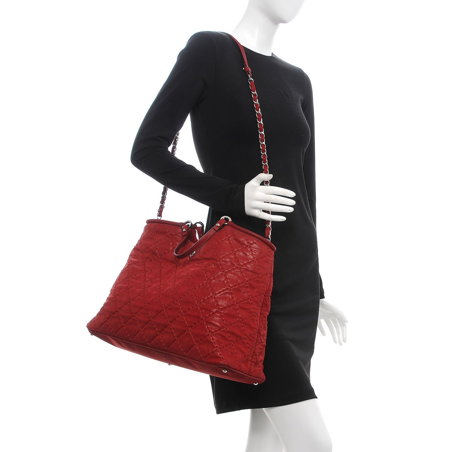 Iridescent Calfskin Quilted Large Sea Hit Tote Red