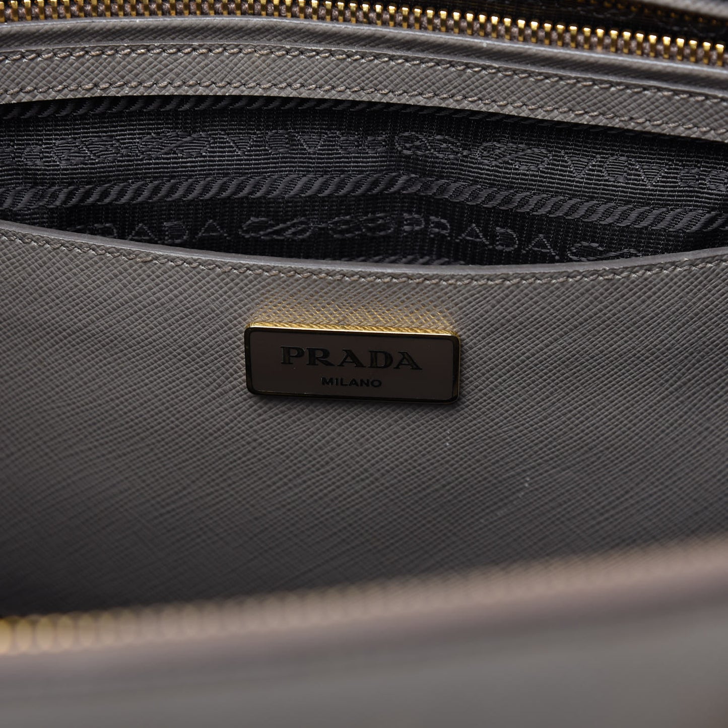 Saffiano Large Galleria Double Zip Tote Argilla