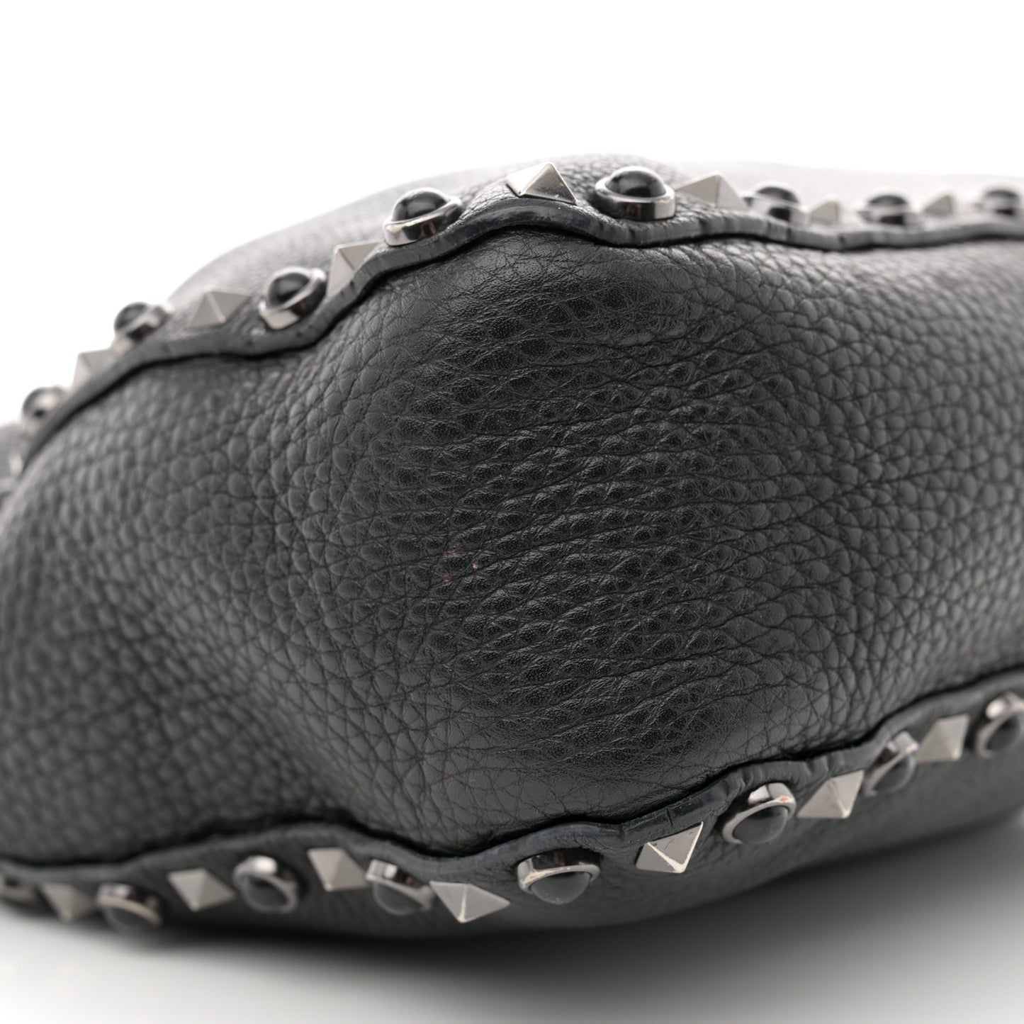 Pebbled Calfskin Onyx Small Rockstud Rolling Flip-Lock Messenger Bag Black