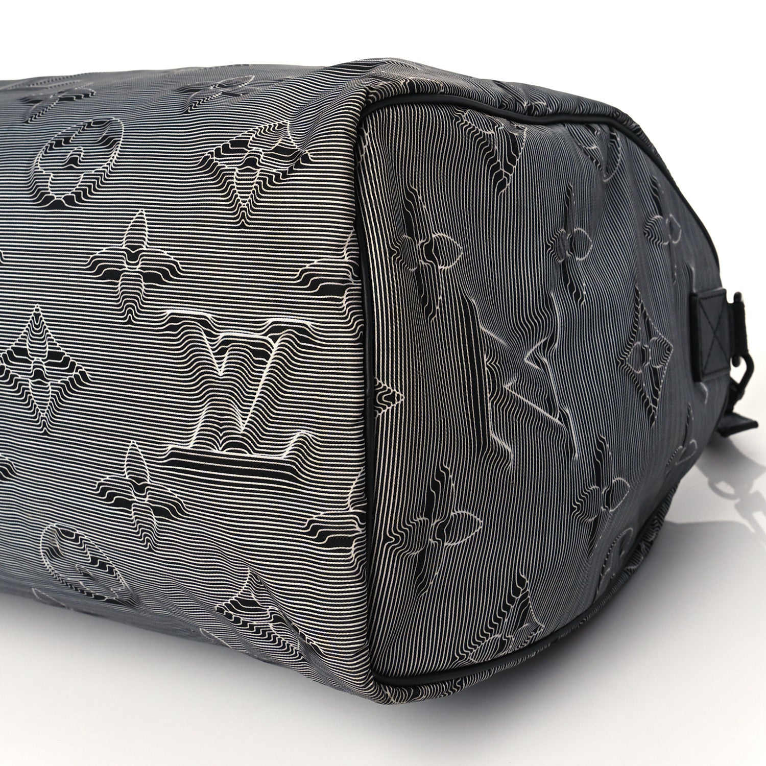 Louis Vuitton Monogram 2054 3D Reversible Keepall Bandouliere 50 Multicolor 9 of 9