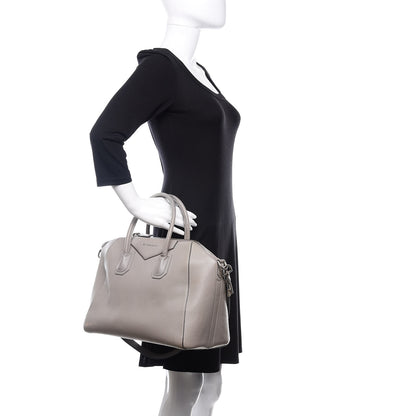 Givenchy Sugar Goatskin Medium Antigona Pearl Grey 2 of 32