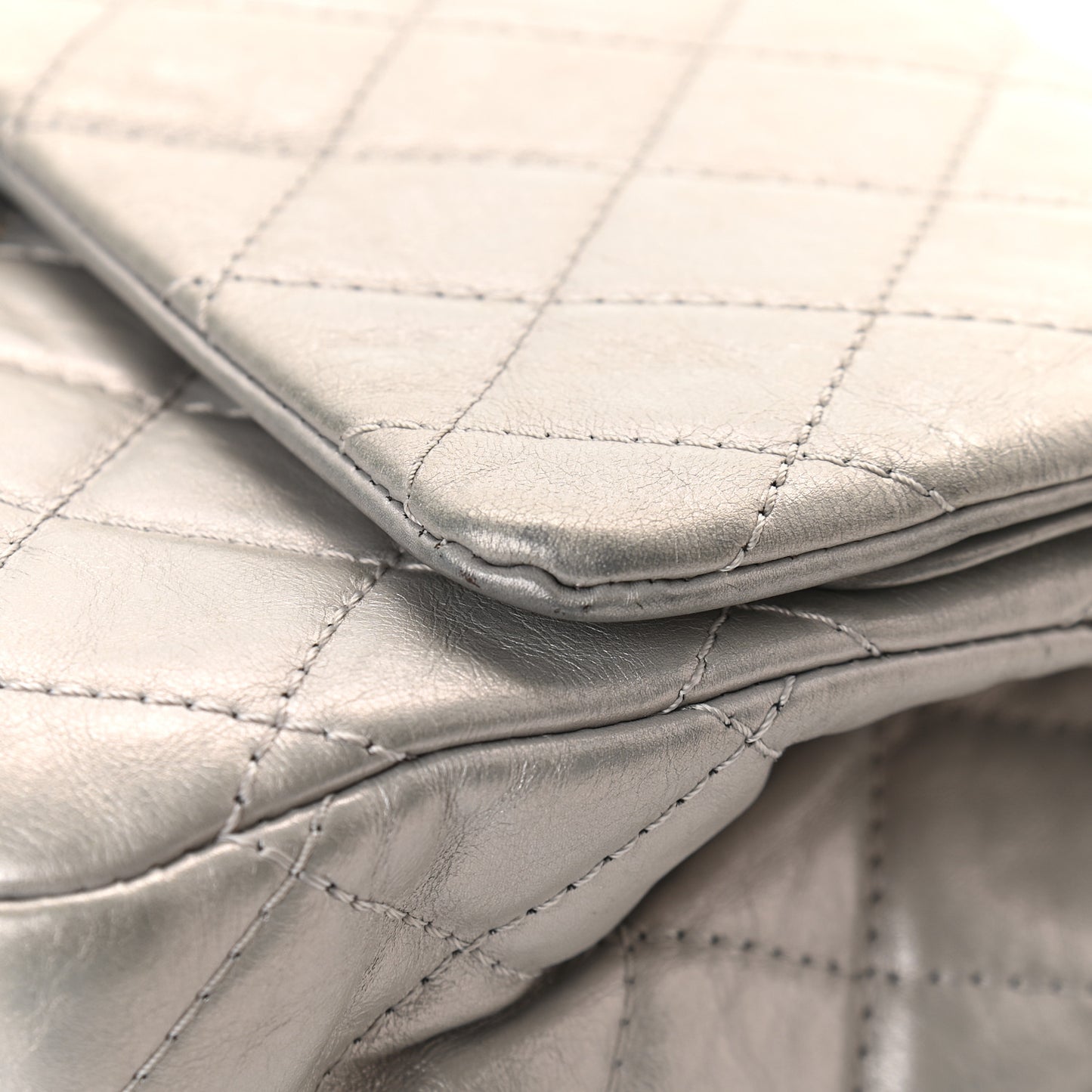 Metallic Aged Calfskin Quilted 2.55 Reissue 227 Flap Silver