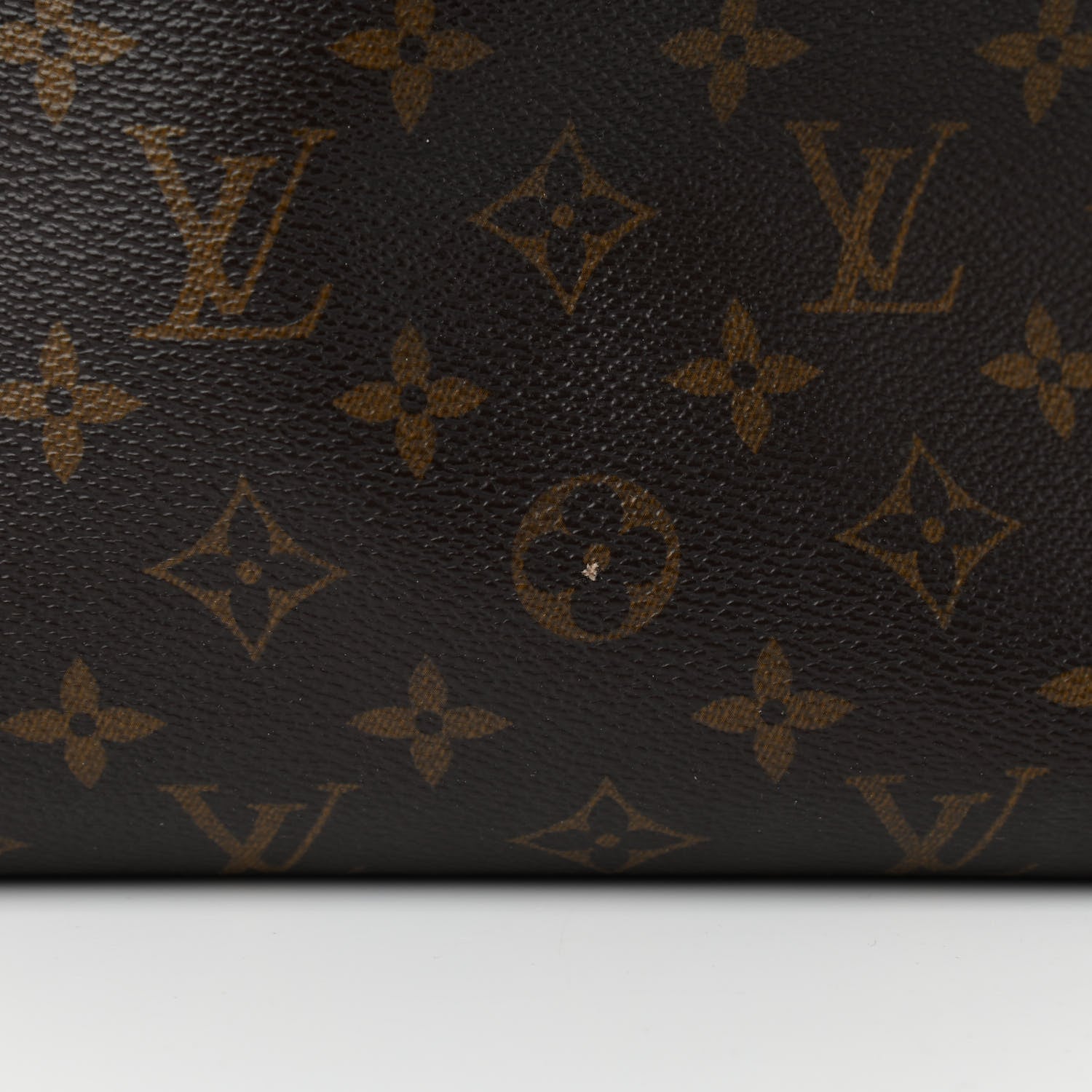 Louis Vuitton Monogram Artsy MM 11 of 12