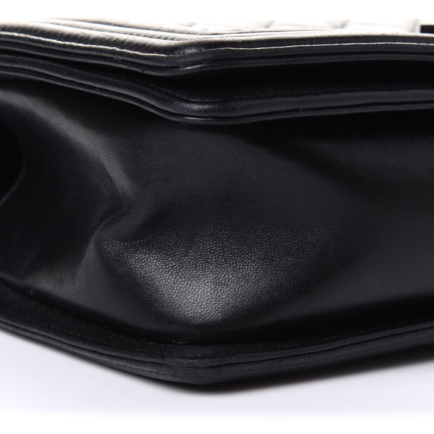 Lambskin Quilted Medium Boy Flap Black