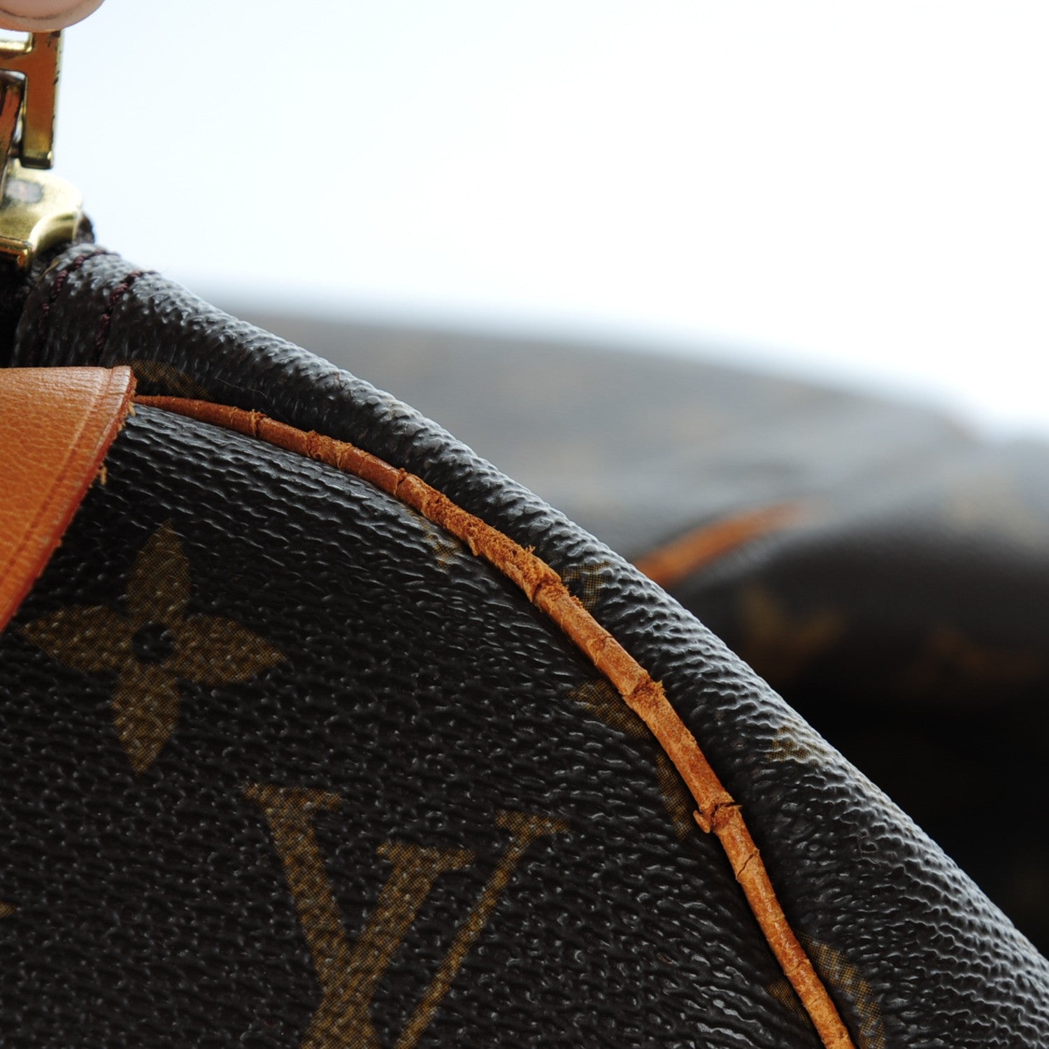 Louis Vuitton Monogram Keepall 45 9 of 15