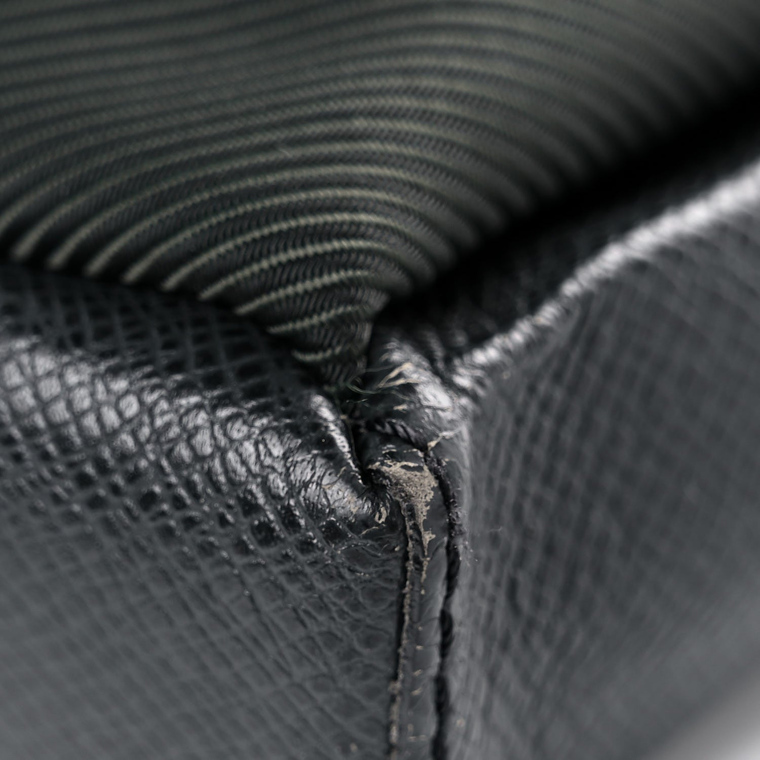 Louis Vuitton Taiga Saratov PM Ardoise 9 of 18