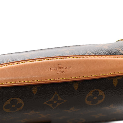 Louis Vuitton Monogram Pochette Metis 9 of 10