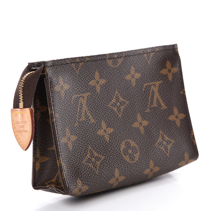 Louis Vuitton Monogram Toiletry Pouch 15 3 of 8