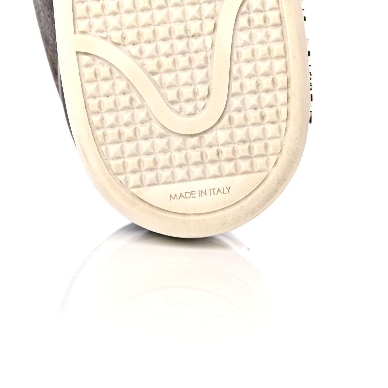 Louis Vuitton Patent Monogram Frontrow Sneakers 36.5 13 of 25