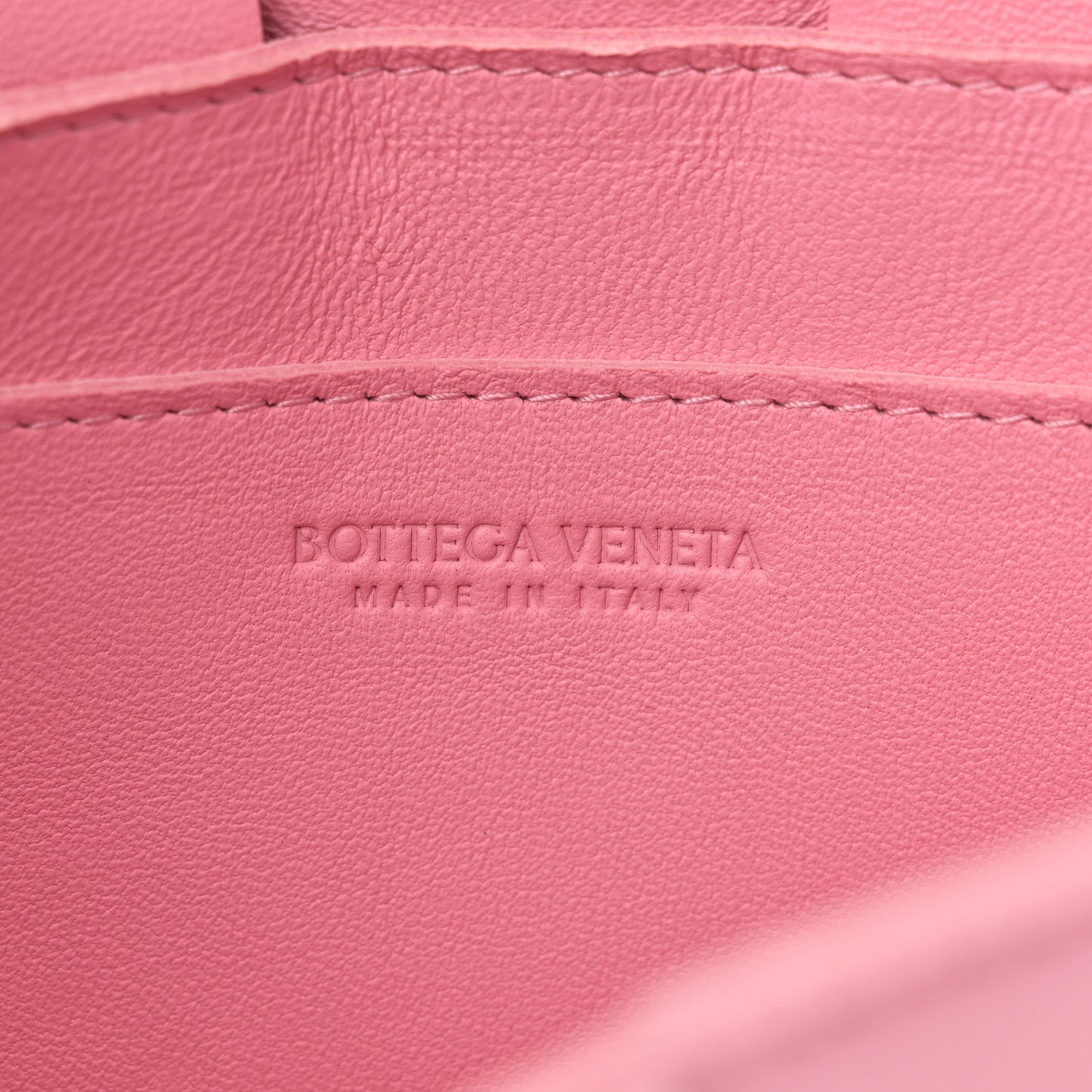 Lambskin Maxi Intrecciato Small Cassette Crossbody Bag Ribbon