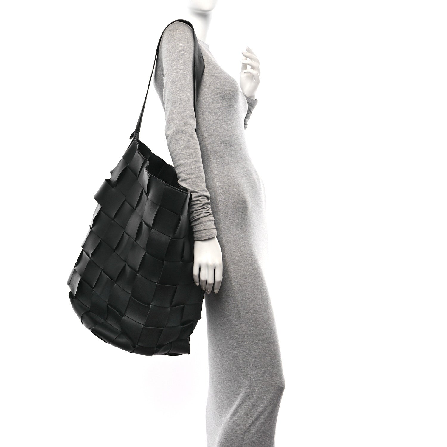 Bottega Veneta Nappa Maxi Intreccio Large Shoulder Bag Black 3 of 10