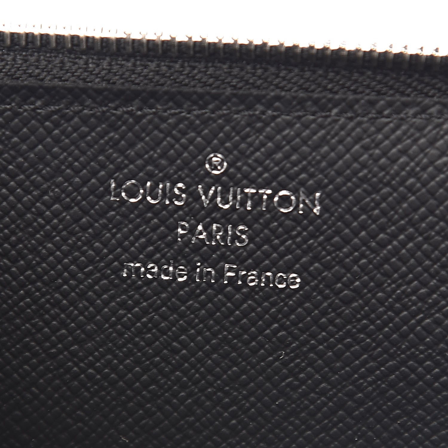 Louis Vuitton Damier Graphite 4 Key Holder 6 of 6