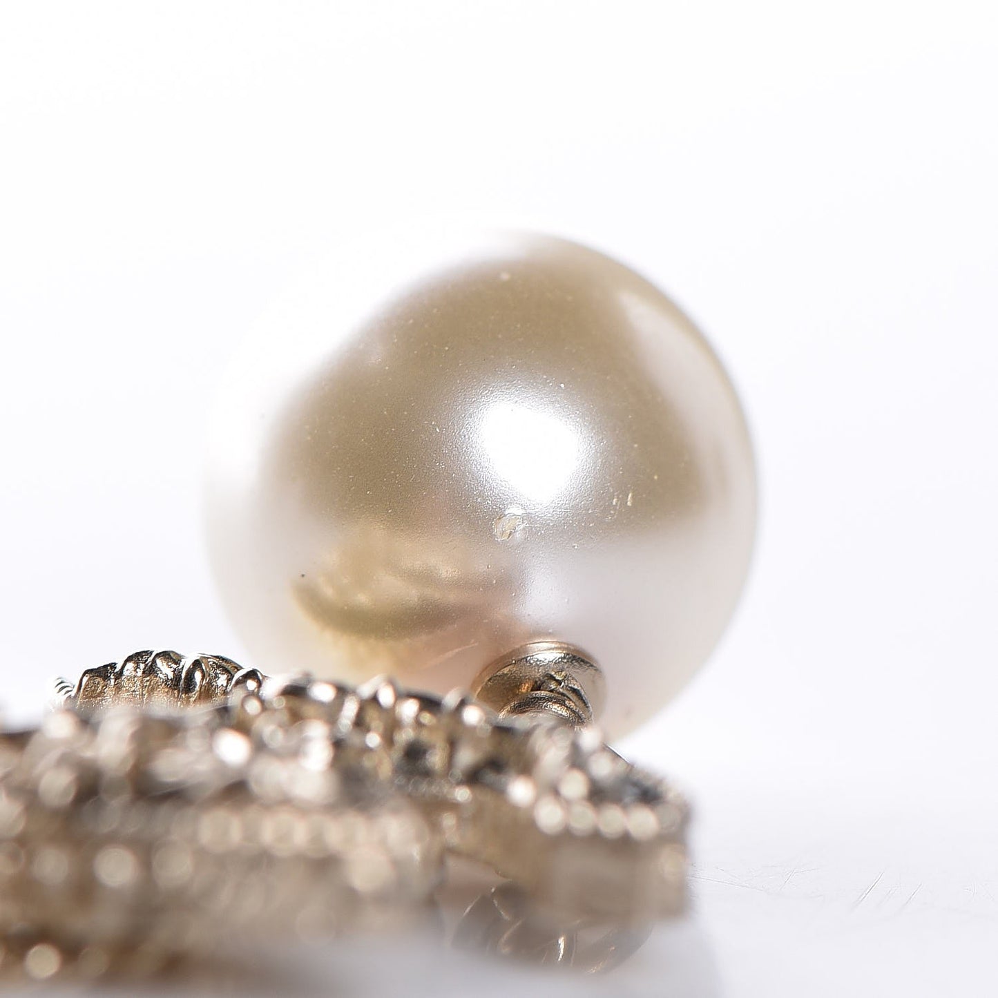 Enamel Pearl CC Baroque Drop Necklace Black Gold