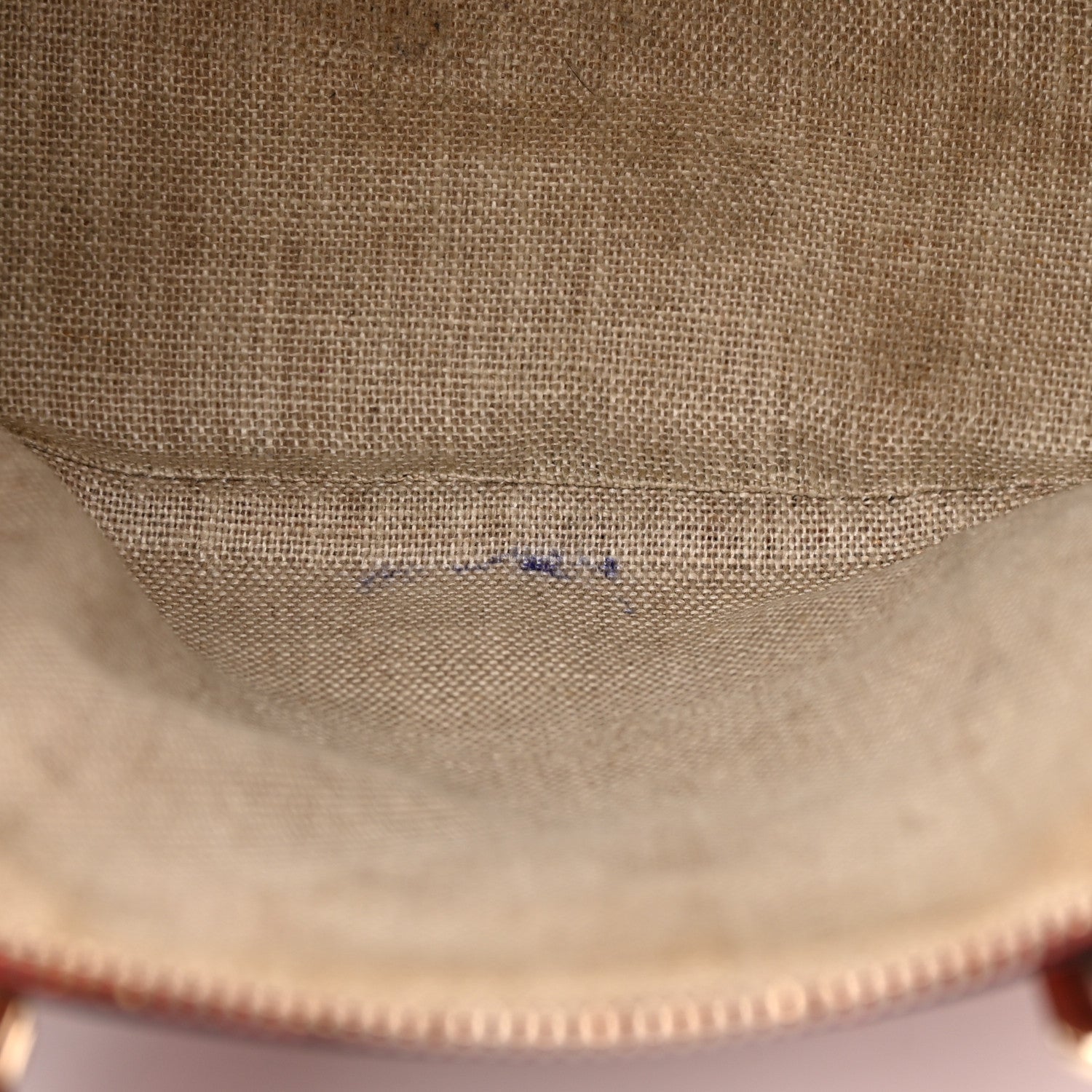 Gucci Soft Microguccissima Mini Dome Bag Rosso 11 of 21