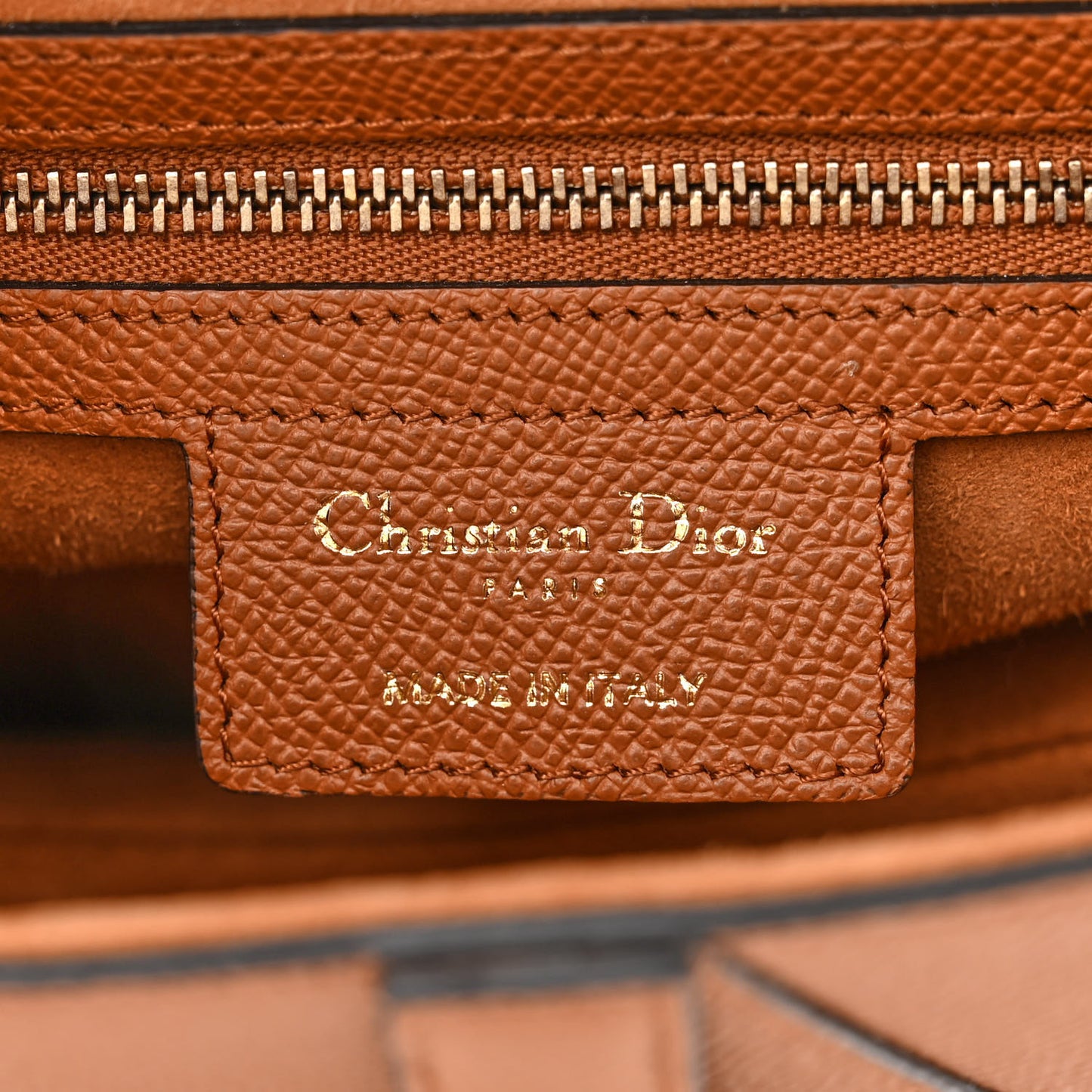 Grained Calfskin Saddle Bag Camello
