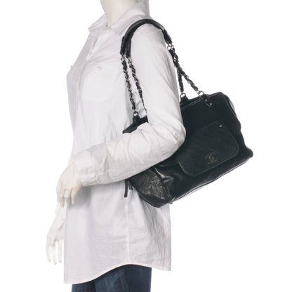 Chanel Glazed Caviar Pocket In The City Tote Black 2 of 8