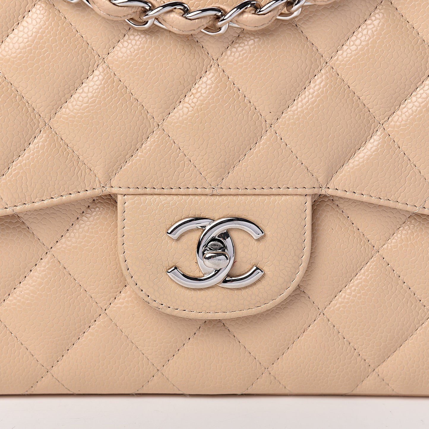 Caviar Quilted Jumbo Double Flap Beige Clair