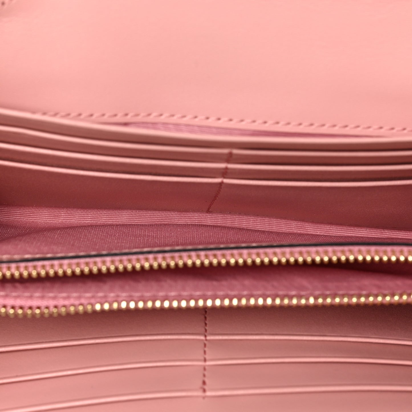 Visetos Large Patricia Wallet On Chain Soft Pink