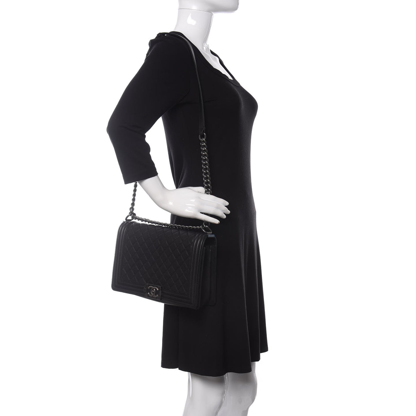 Grained Calfskin Quilted New Medium Boy Flap Black