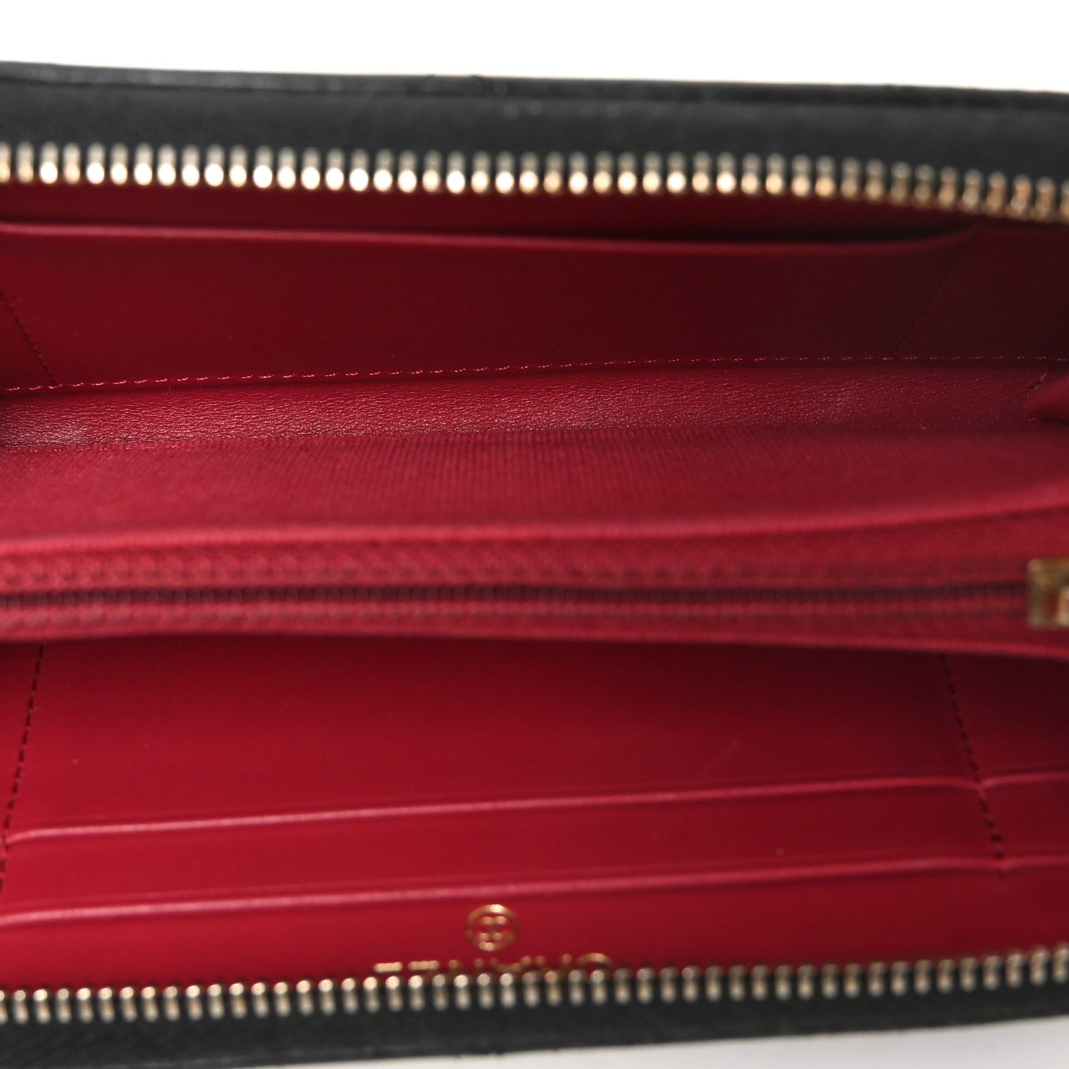 Chanel Goatskin Quilted Medium Chanel 19 Zipped Wallet Black 5 of 8