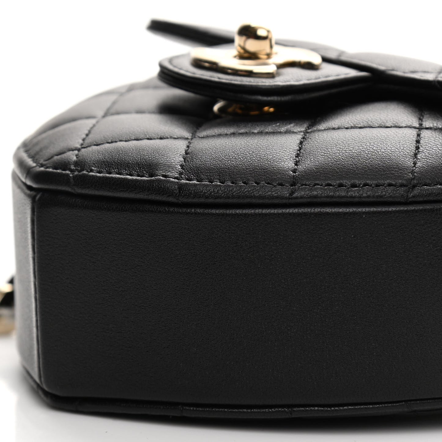 Lambskin Quilted CC In Love Heart Clutch With Chain Black