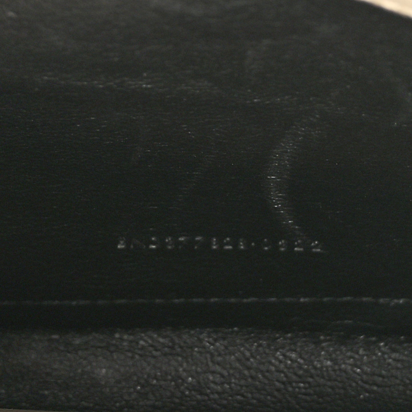 Grain De Poudre Matelasse Chevron Monogram Chain Wallet Crema Soft