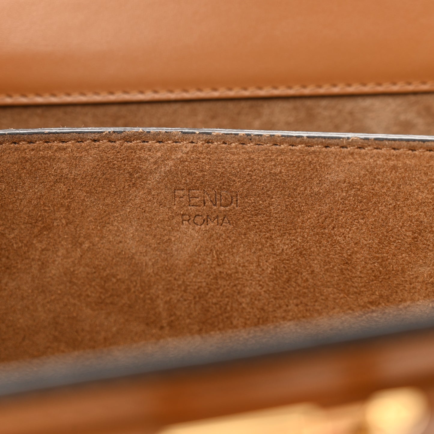 Vitello King Luxor Fendi Touch Shoulder Bag Caramello