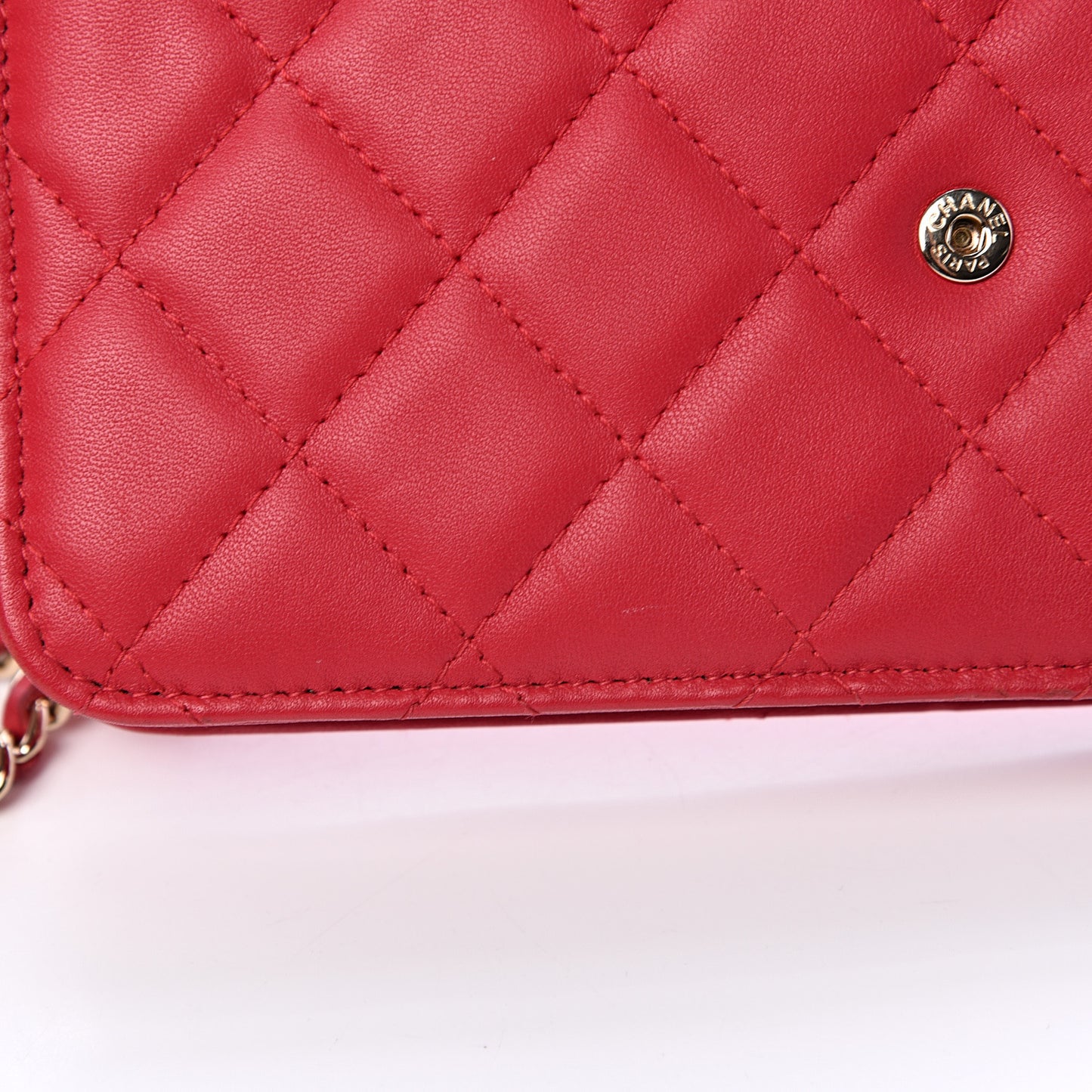 Lambskin Quilted Wallet On Chain WOC Red