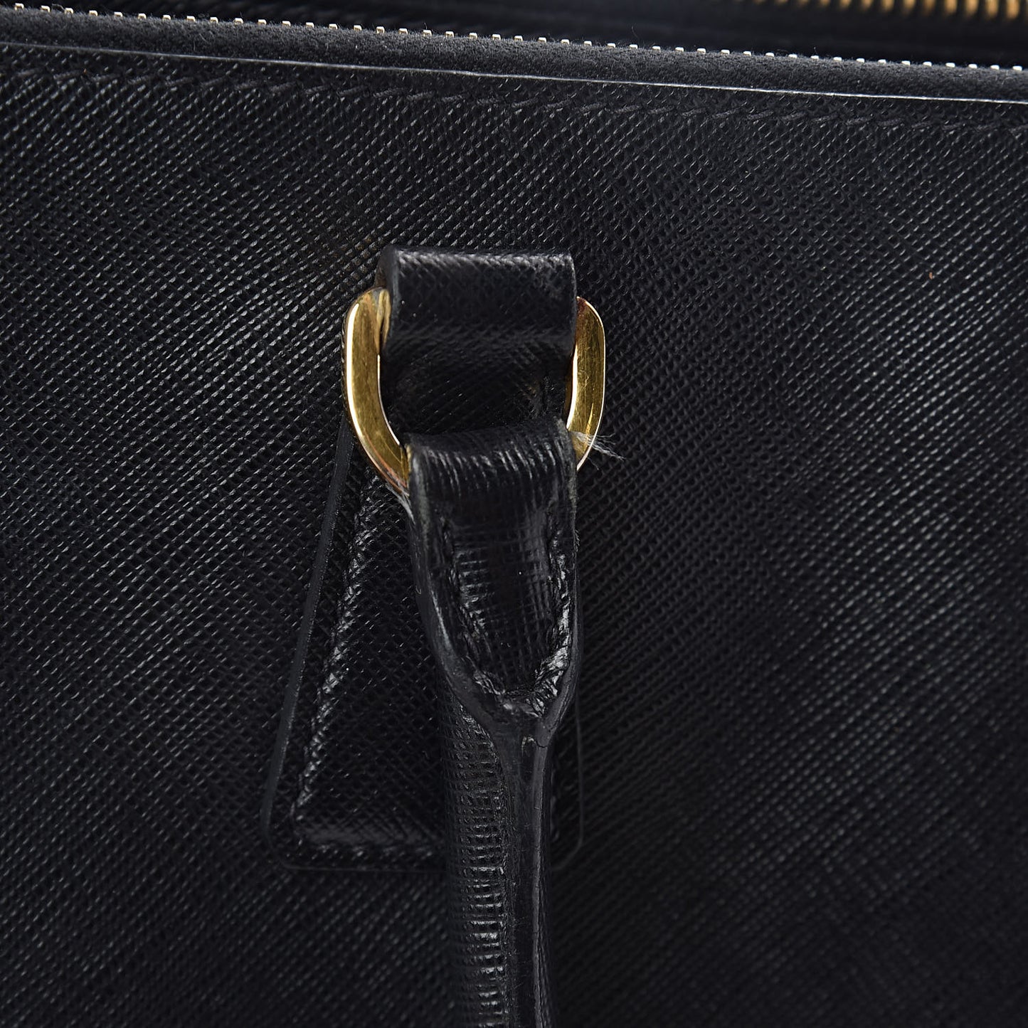 Saffiano Medium Galleria Double Zip Tote Black
