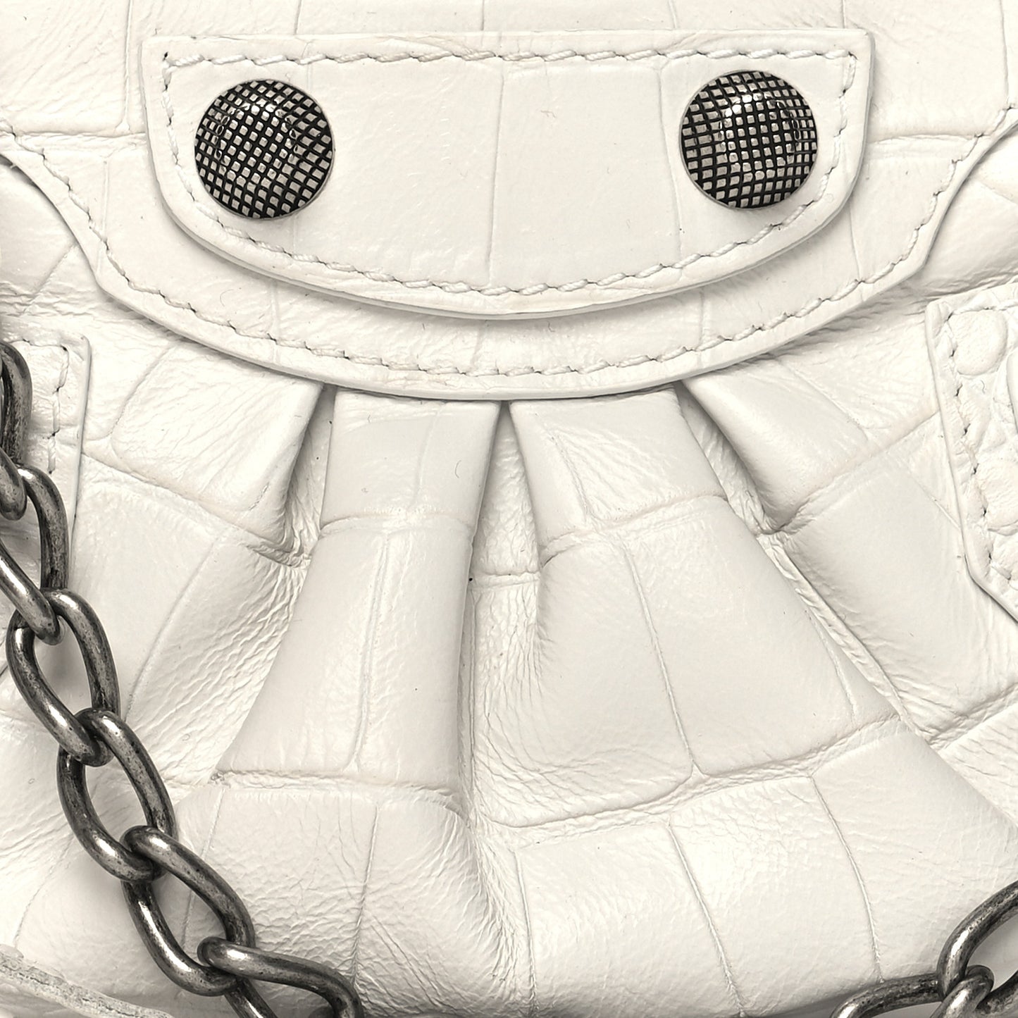 Extra Supple Calfskin Crocodile Embossed Le Cagole Mini Purse With Chain White